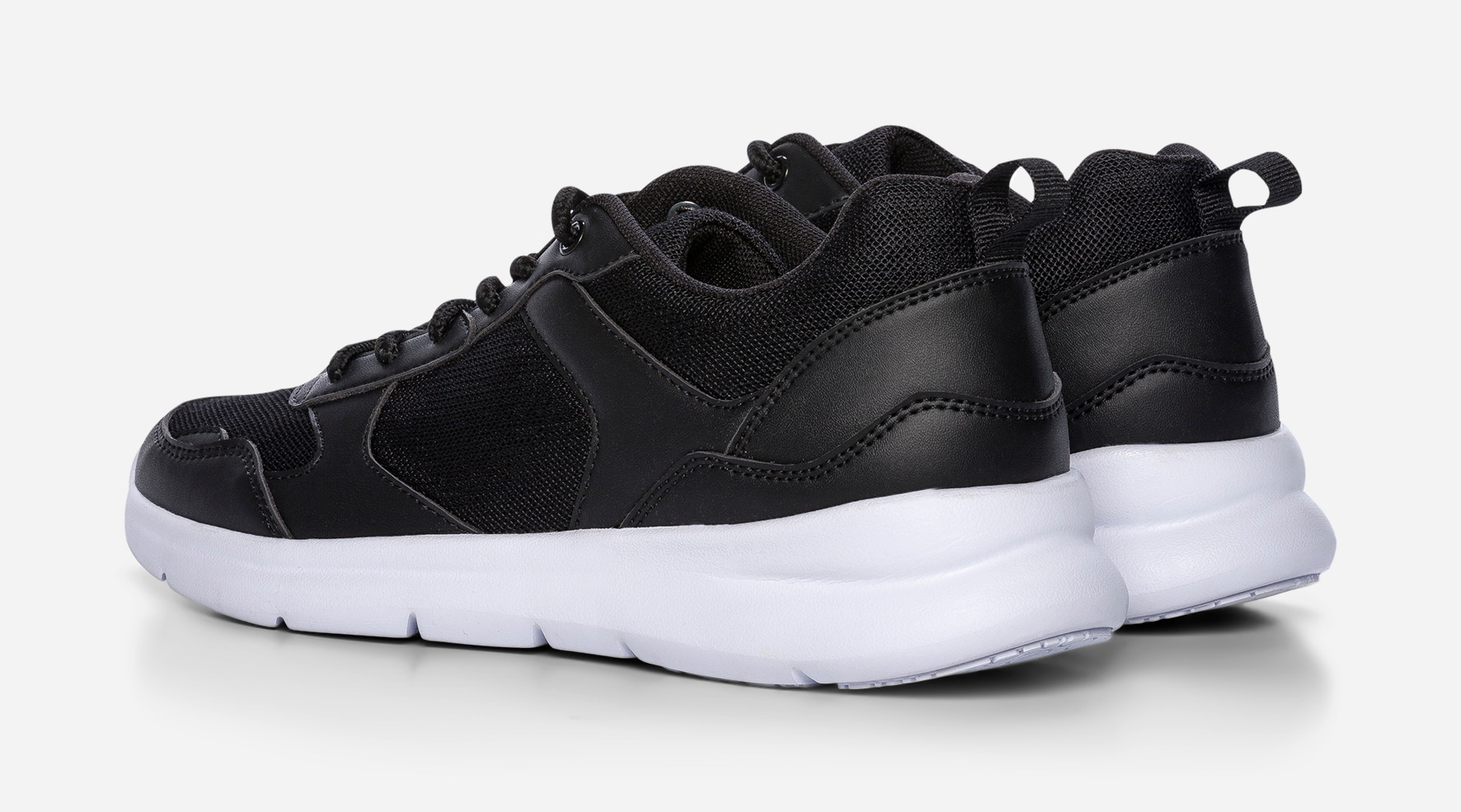 SO ALL, Sneakers Sort