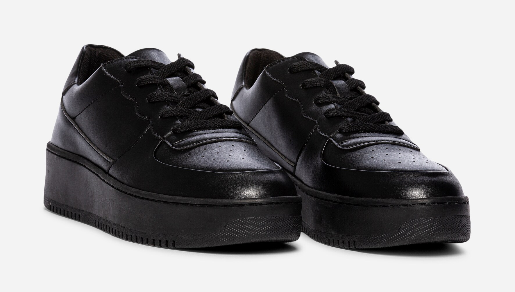 ATTITUDE, Sneakers Sort