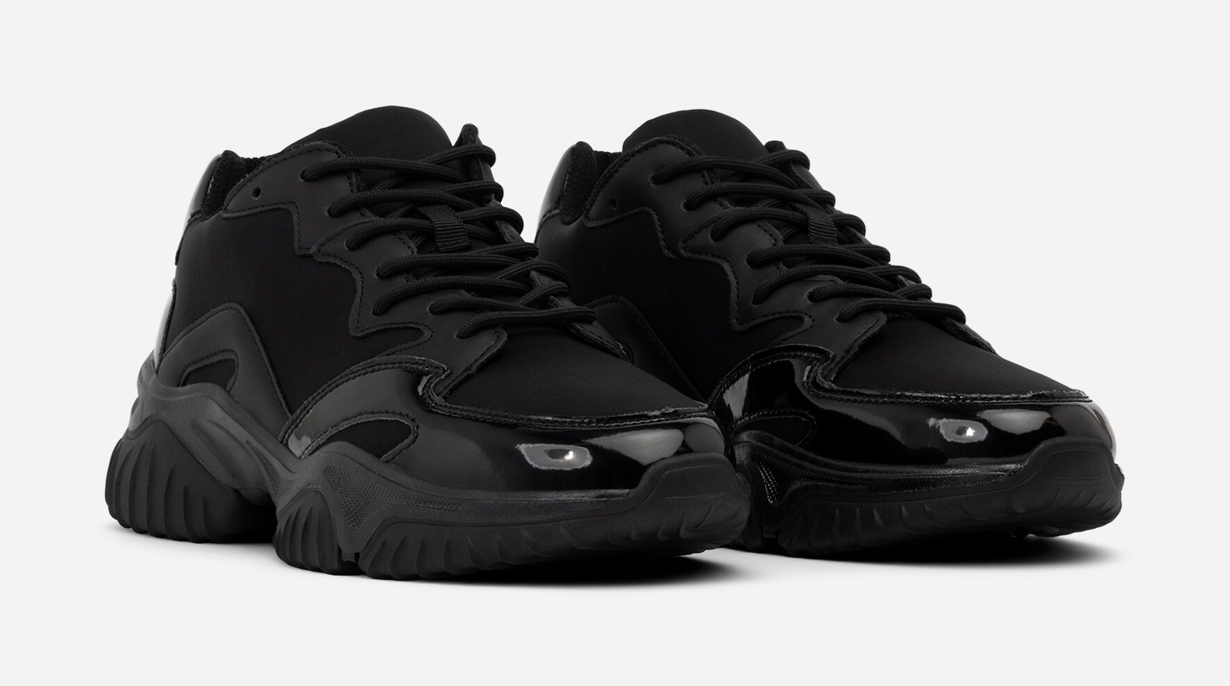 XIT, Sneakers Sort
