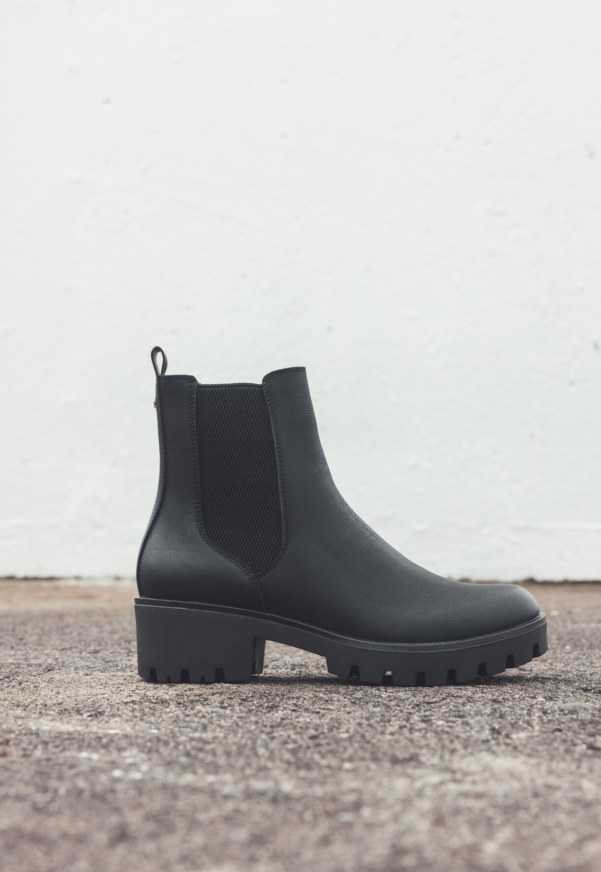 SO ALL, Chelseaboots Sort