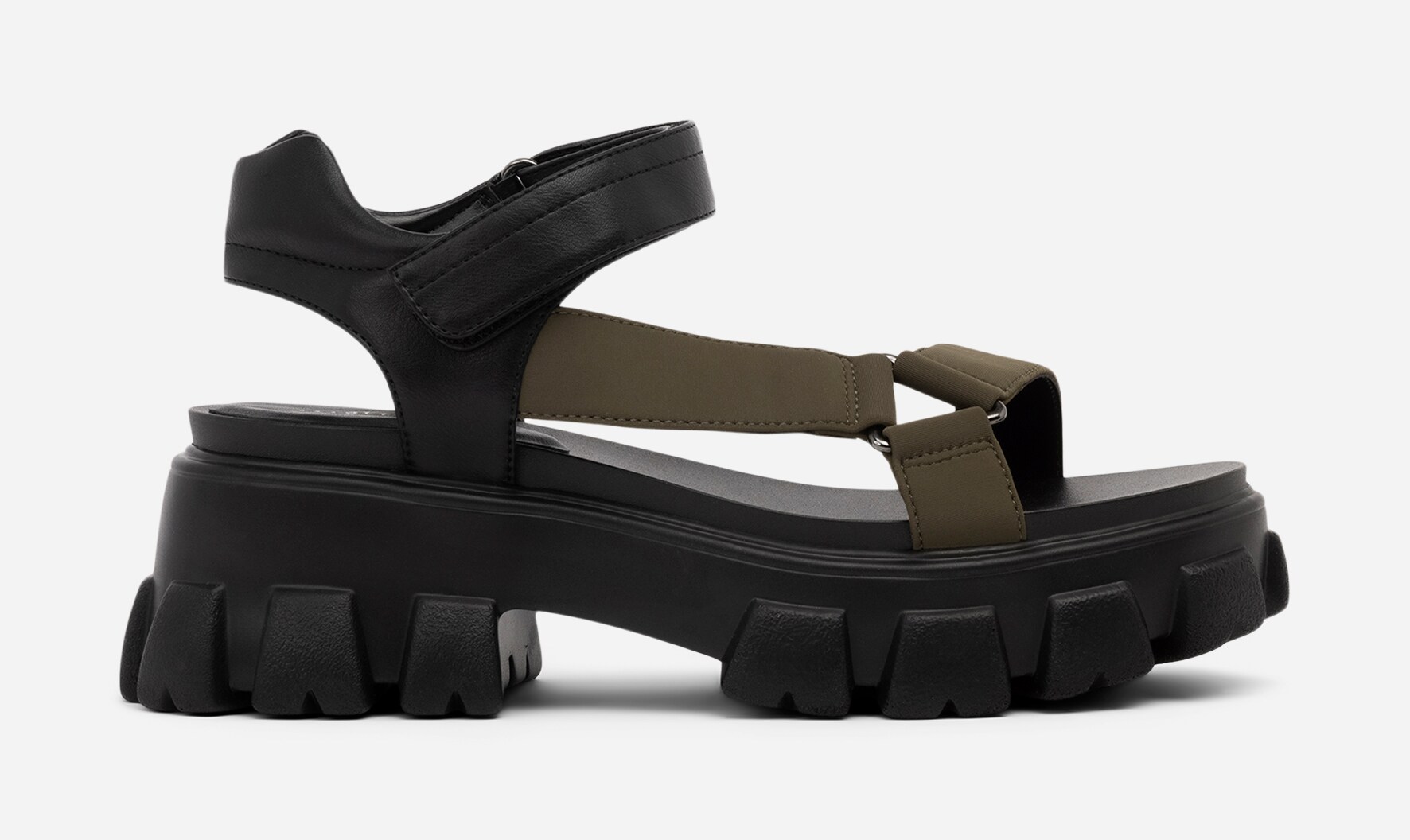 ATTITUDE, Sandal med reimer Sort