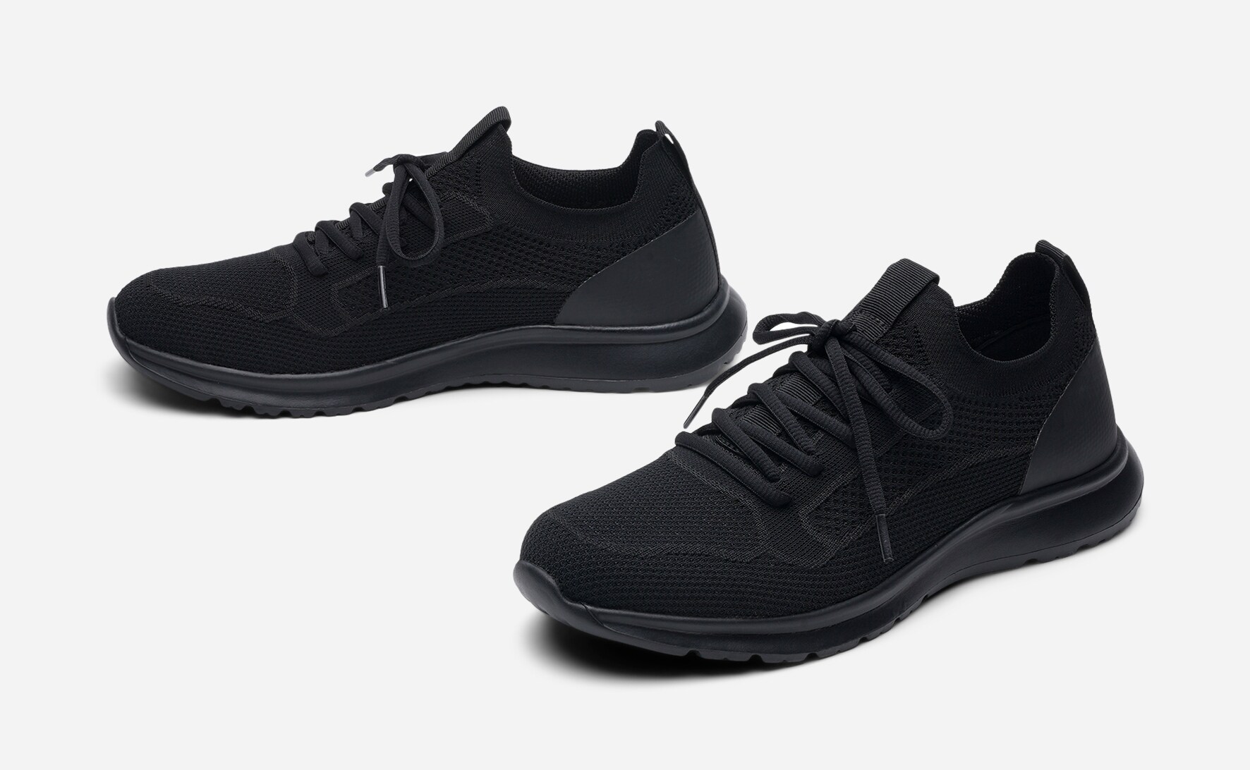 LINEAR, Sneakers Sort
