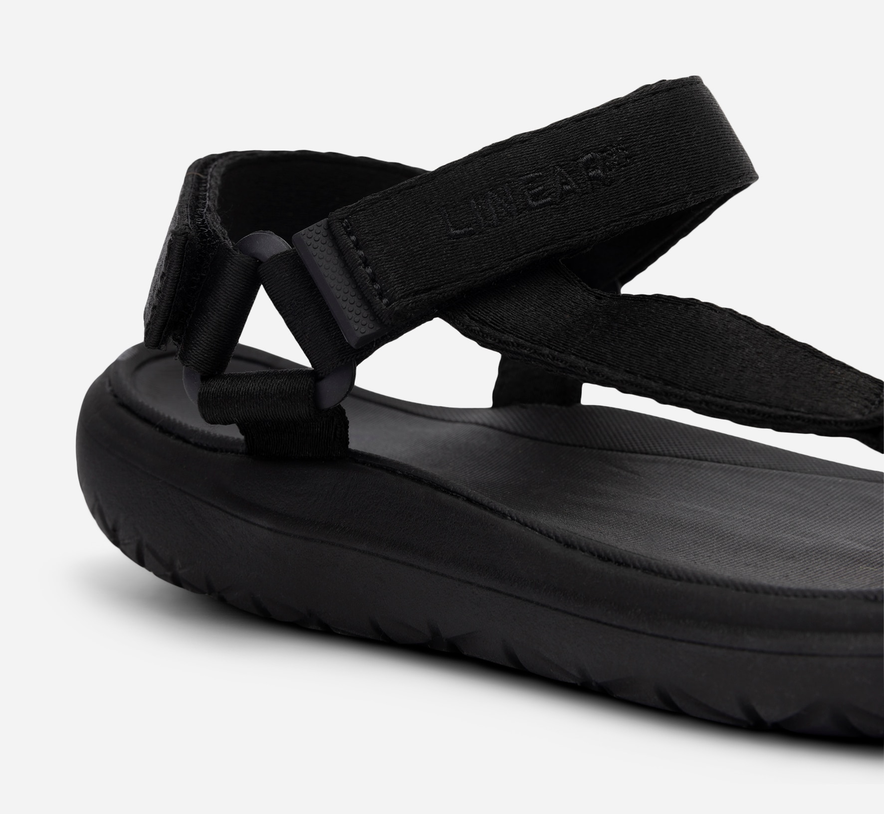 LINEAR, Sandal med reimer Sort