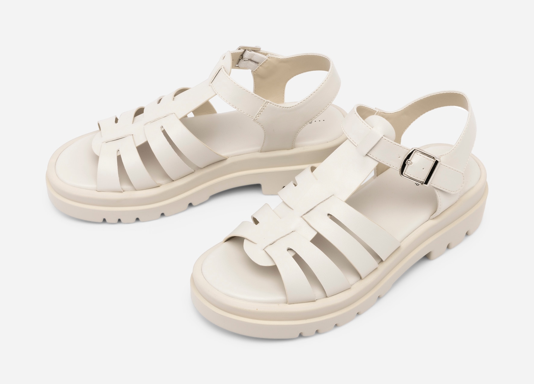 ATTITUDE, Sandal med reimer Beige