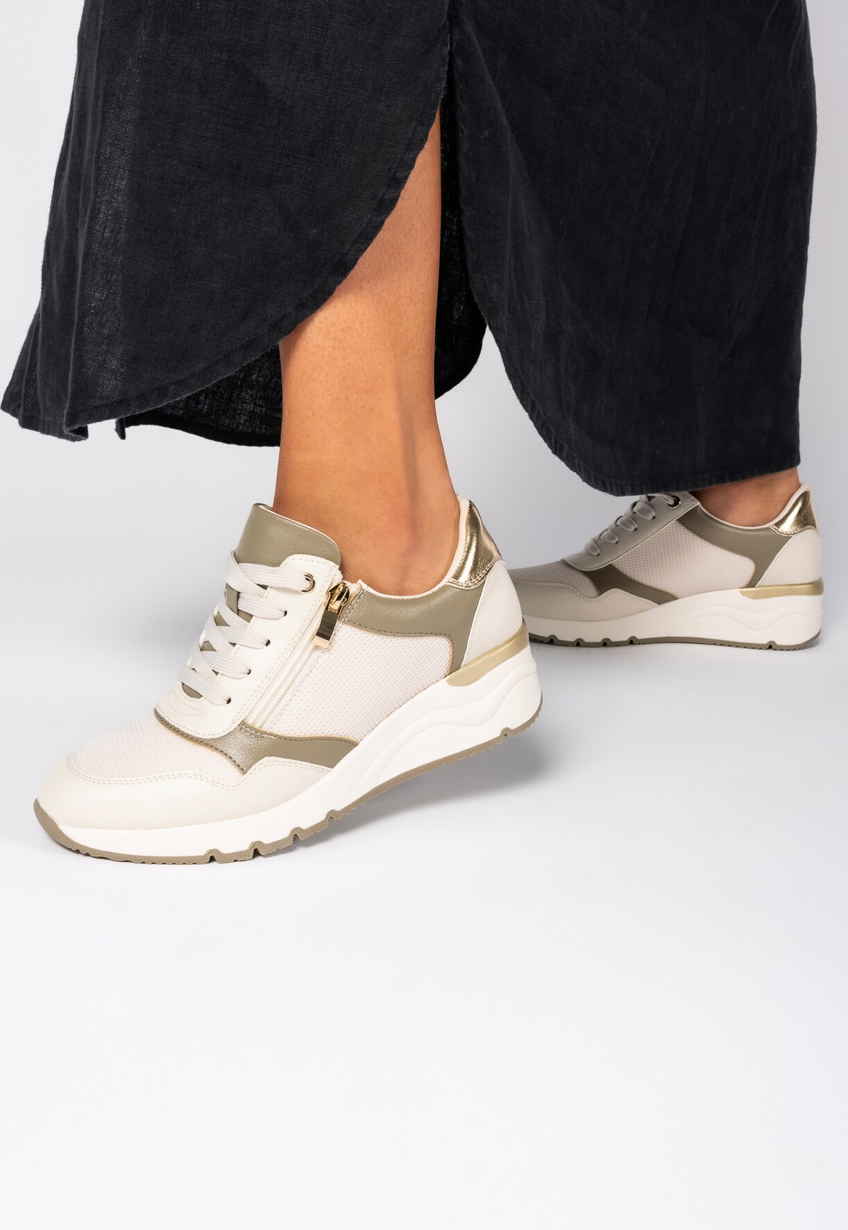 SO ALL, Sneakers Beige