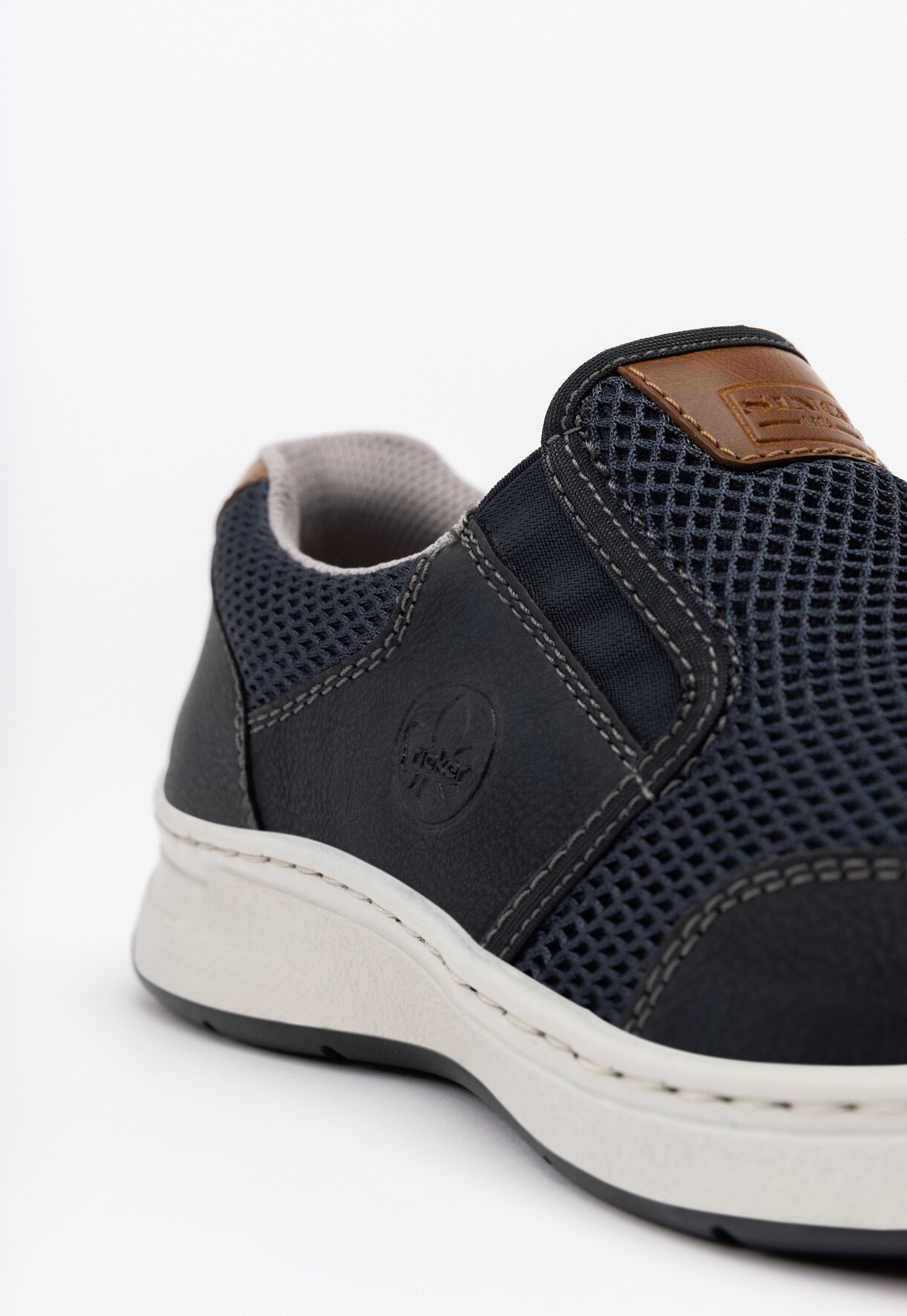 RIEKER, Spasersko Blå