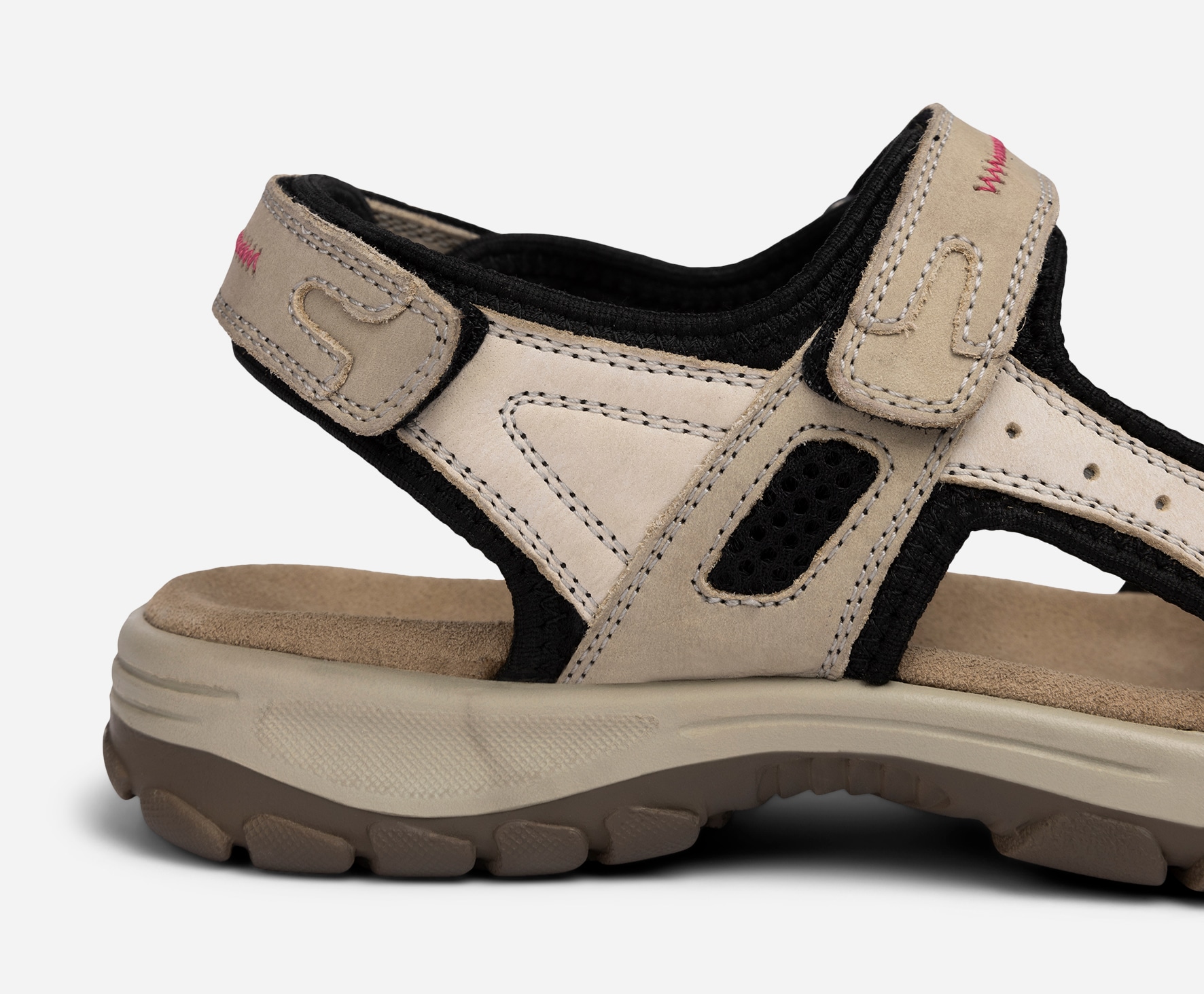 LINEAR, Sandal med reimer Beige