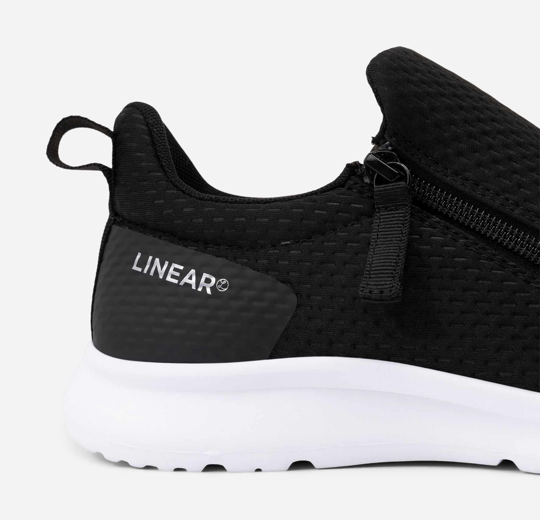LINEAR, Sneakers Sort