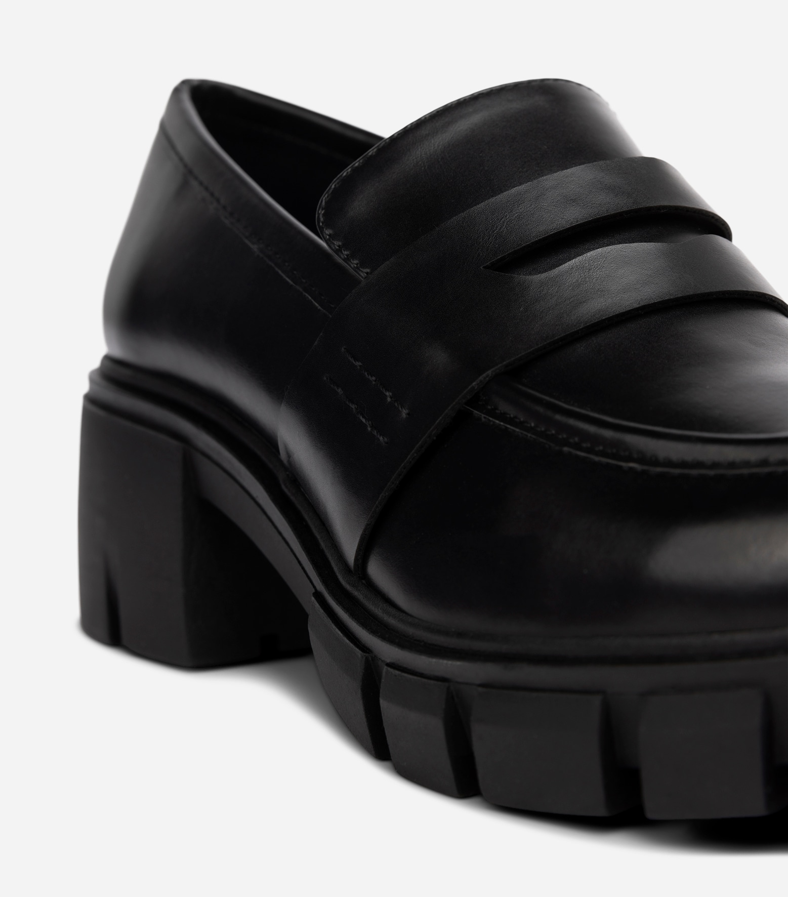 XIT, Loafer på hæl Sort