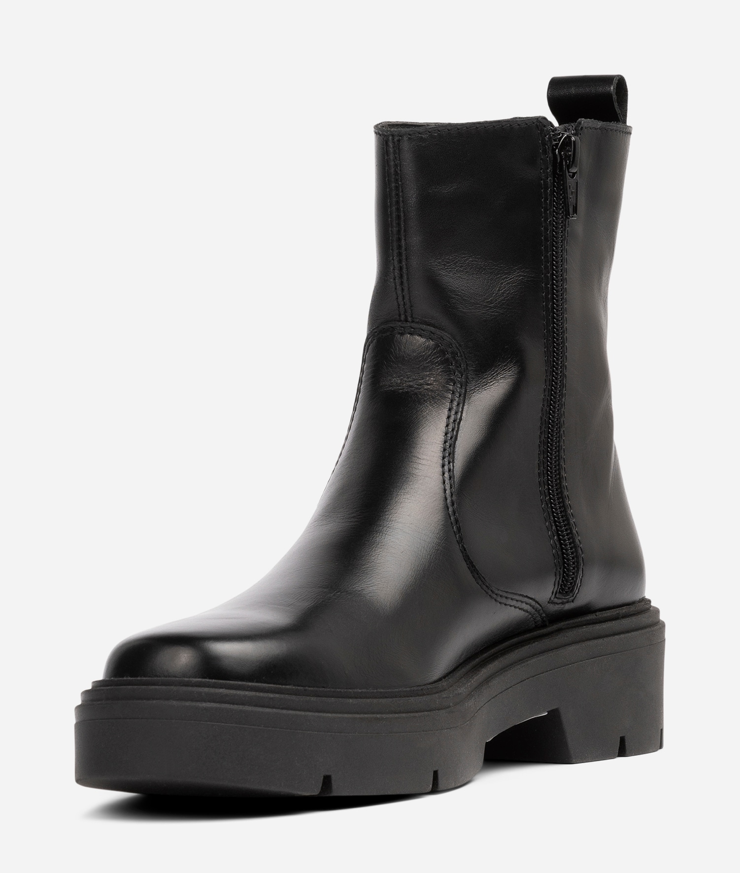 PACE, Boots Sort