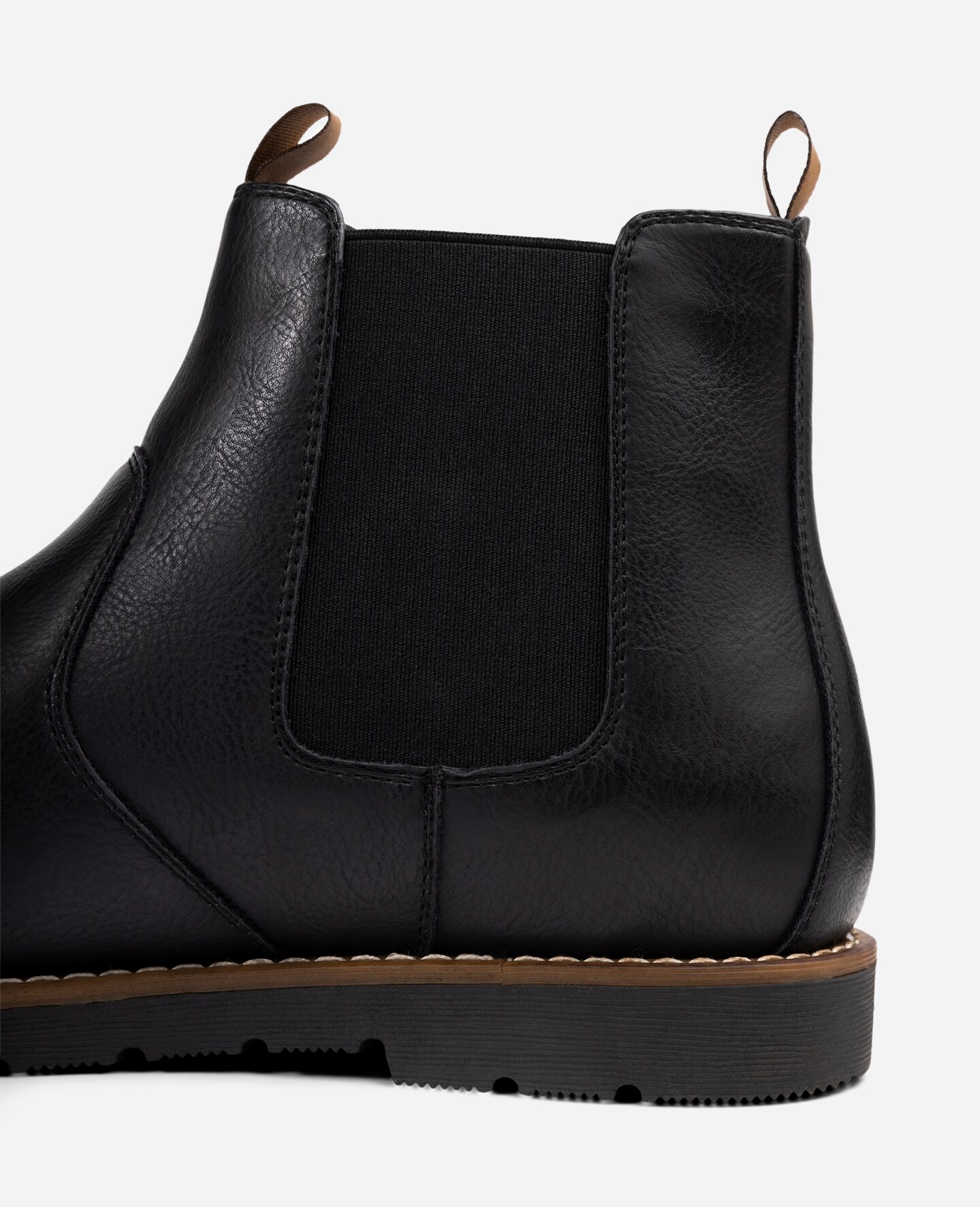 IGUASSU, Varmforet chelseaboots Sort