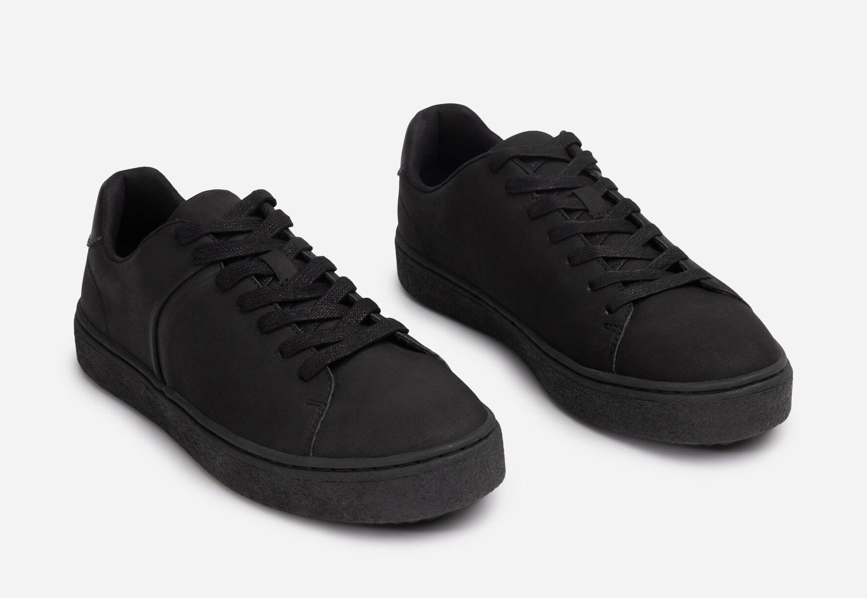 IGUASSU, Sneakers Sort