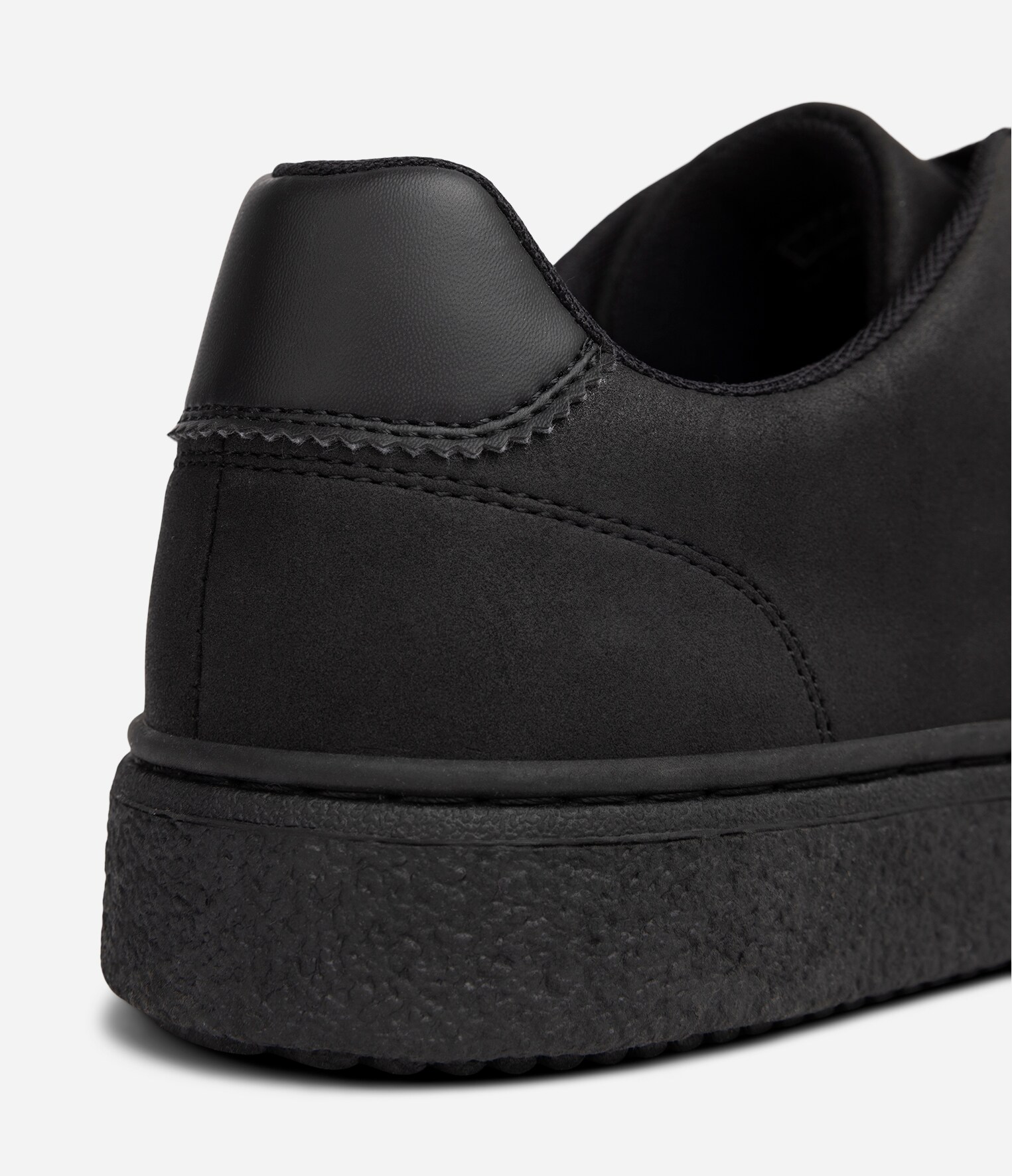 IGUASSU, Sneakers Sort