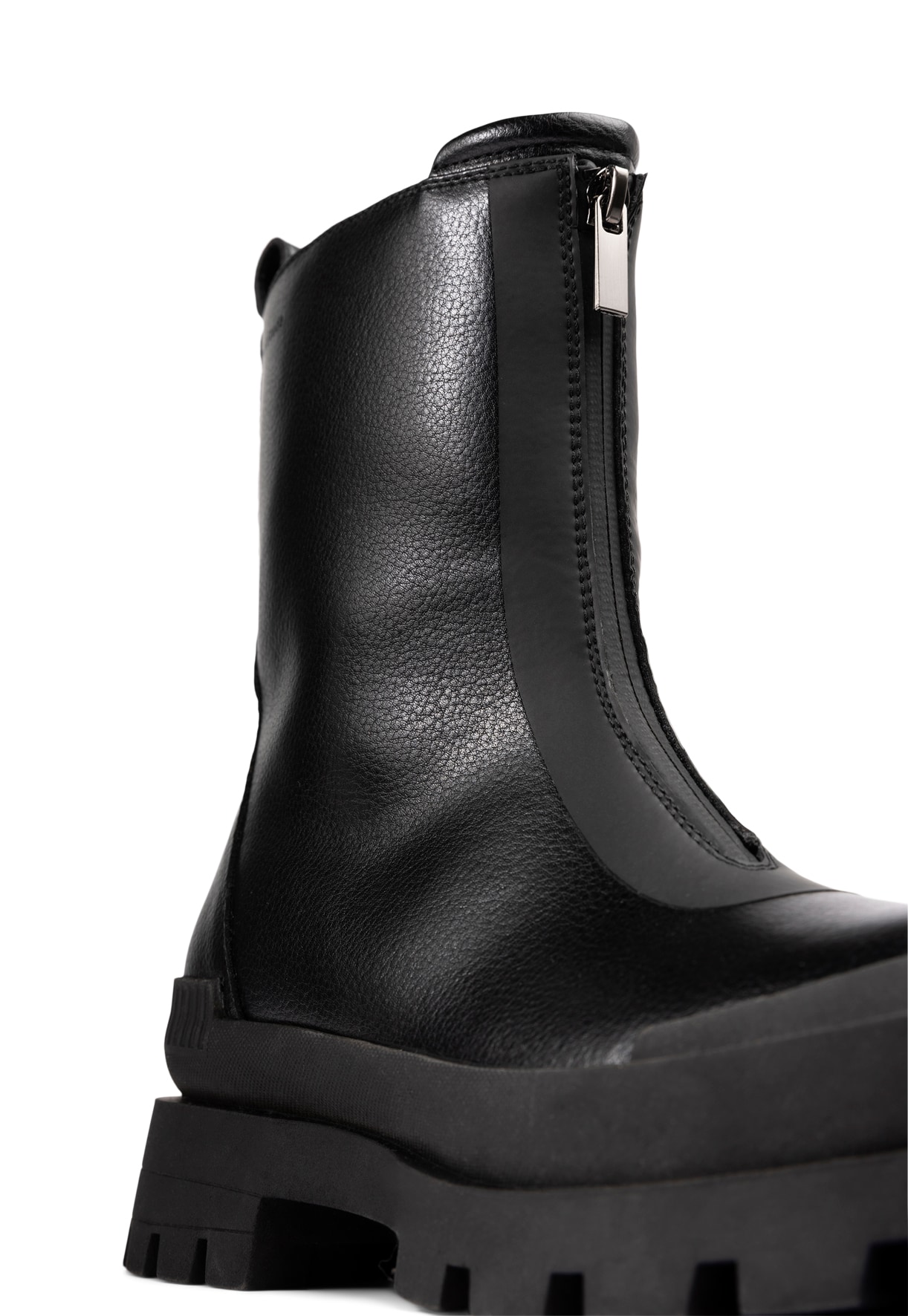 ATTITUDE, Boots med glidelås Sort