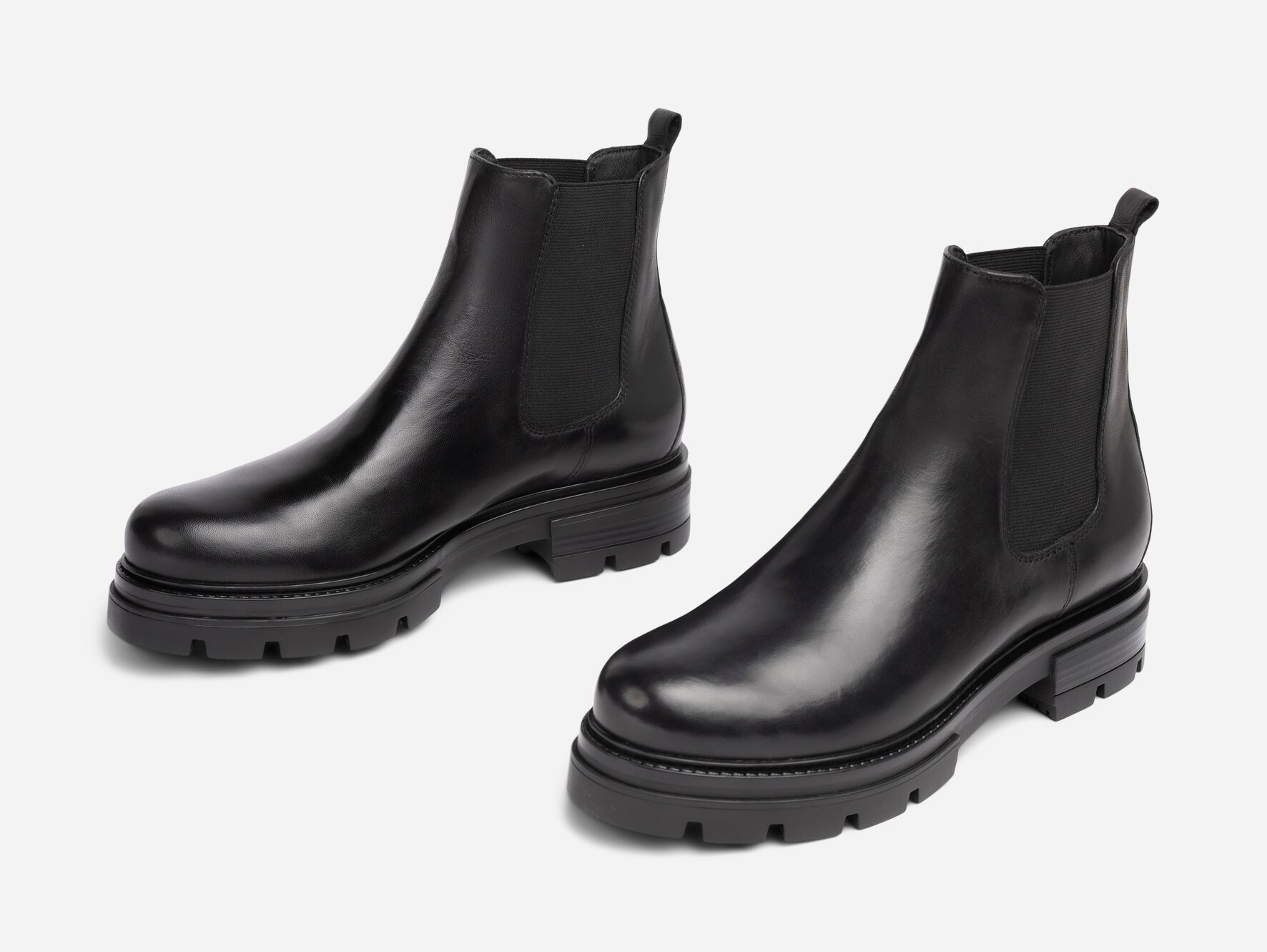 PACE, Chelseaboots Sort