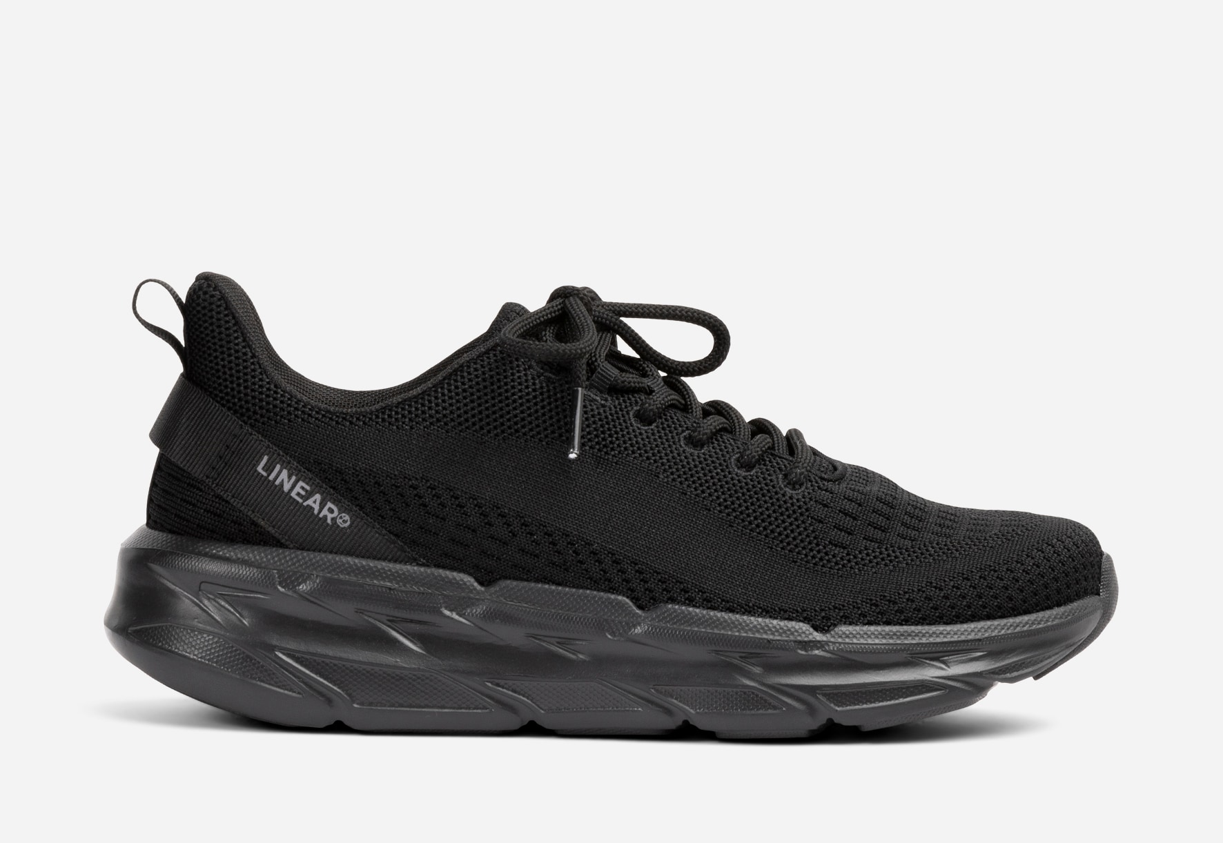 LINEAR, Sneakers Sort