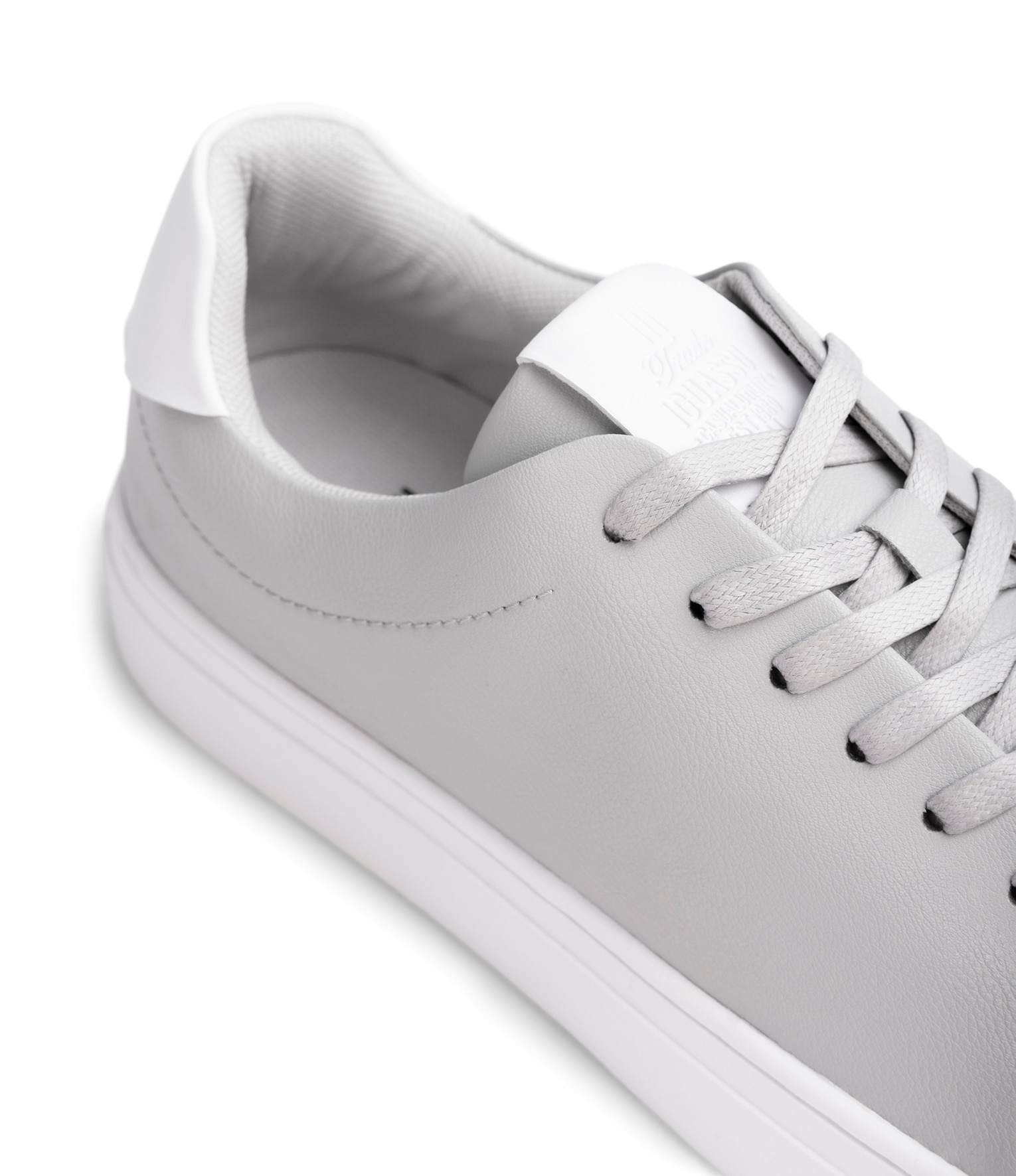 IGUASSU, Sneakers Grå