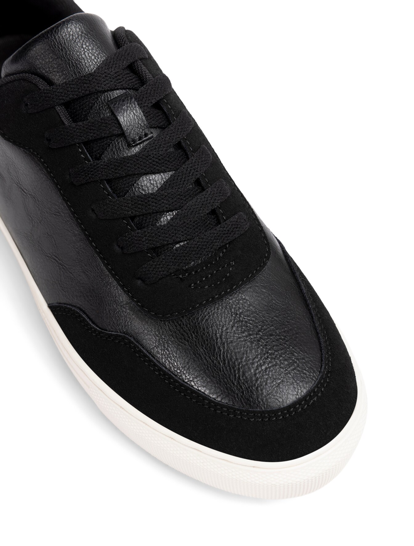 LINEAR, Sneakers Sort