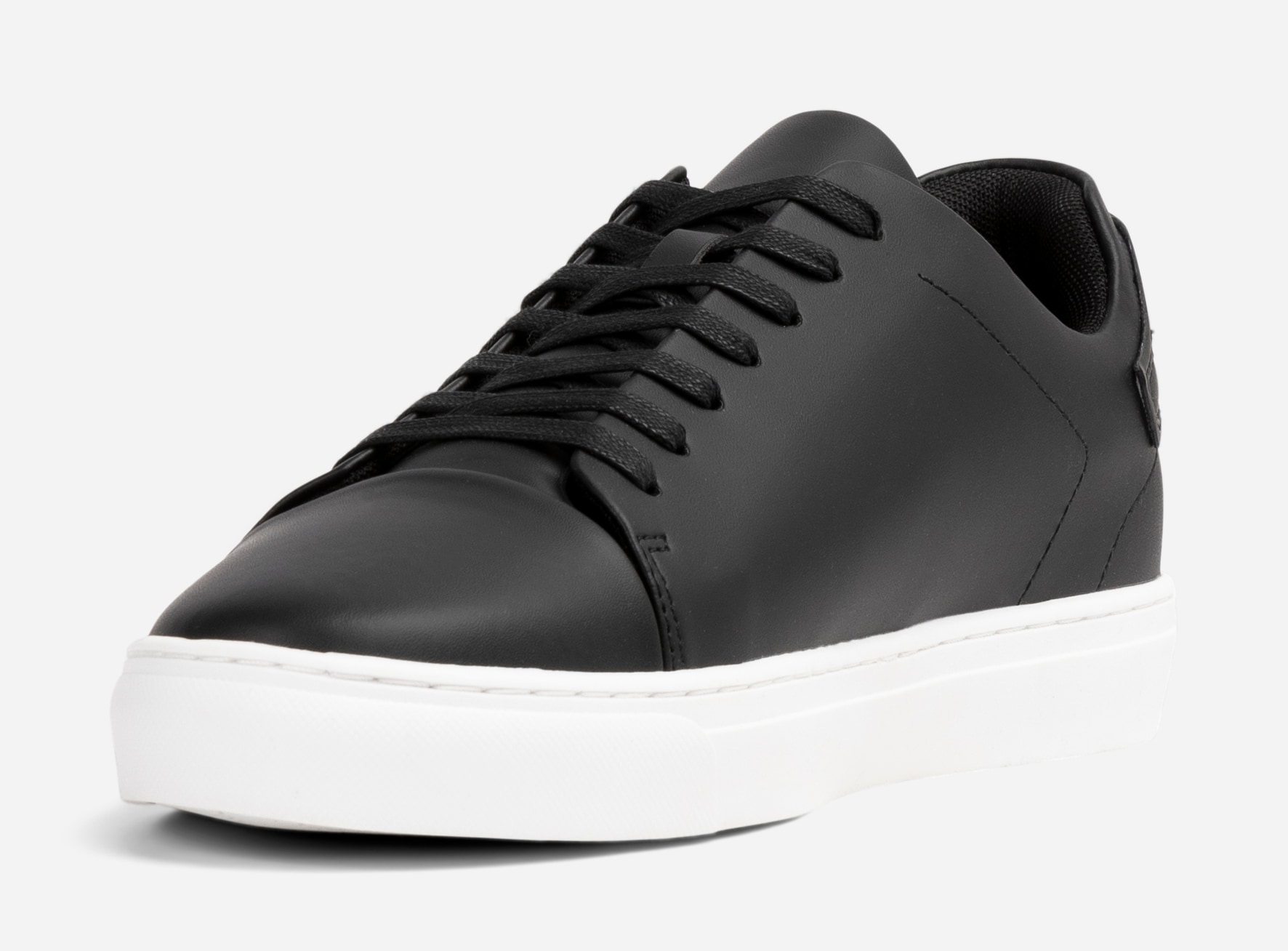 IGUASSU, Sneakers Sort