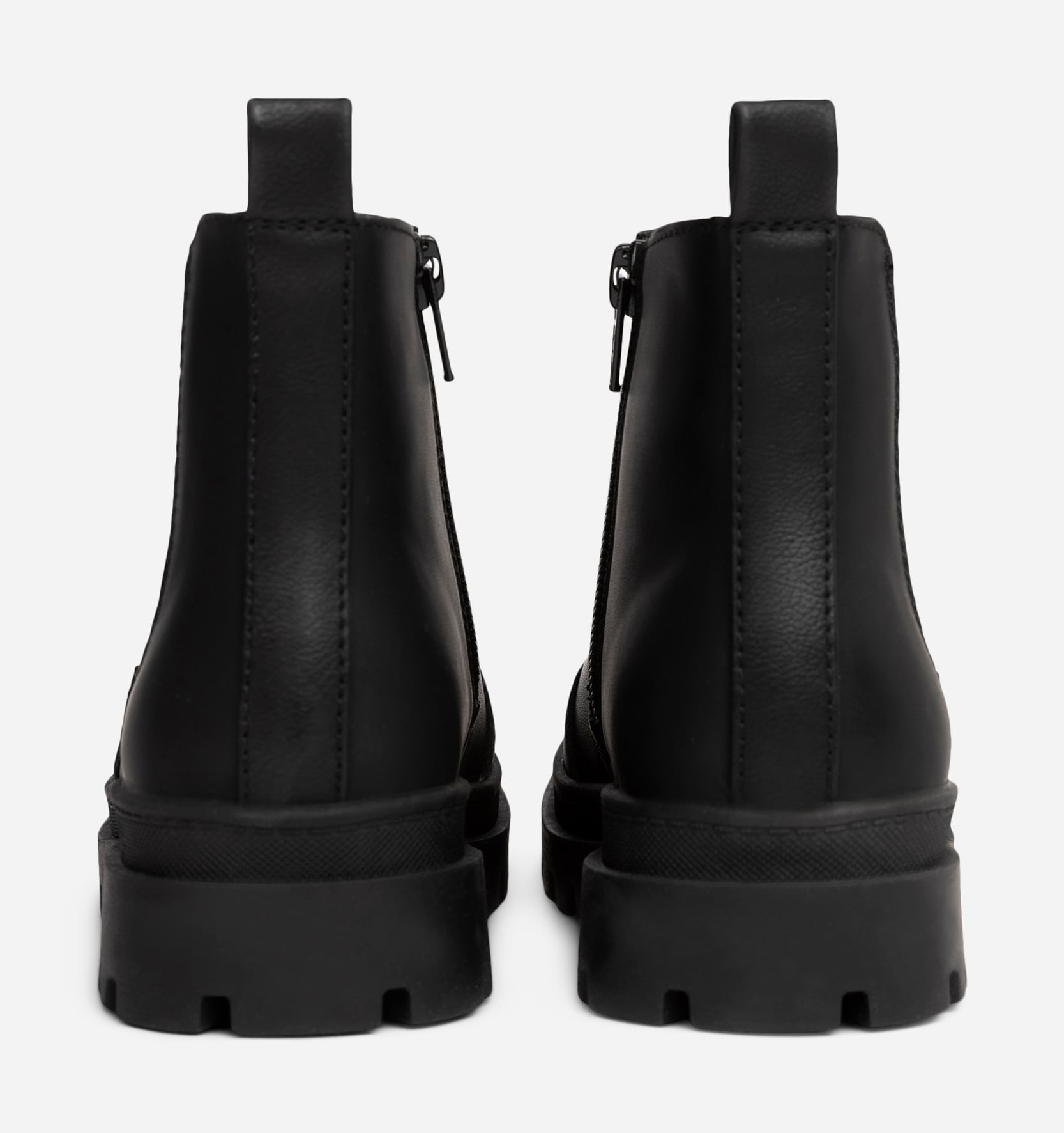 DINSKO, Varmforet chelseaboots Sort