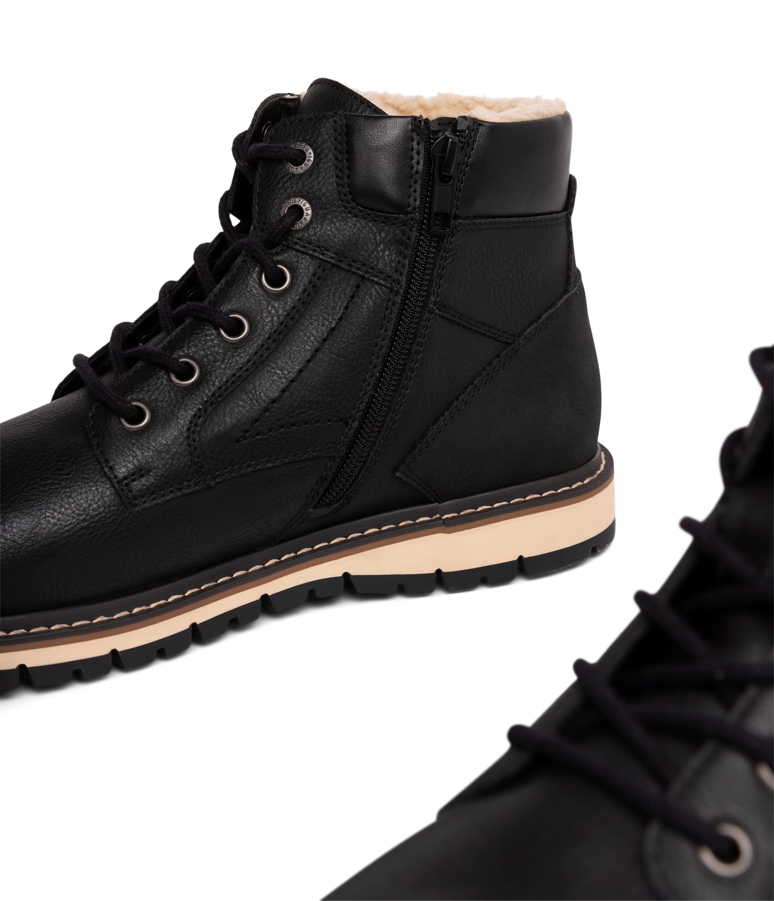 IGUASSU, Varmforet boots med snøring Sort