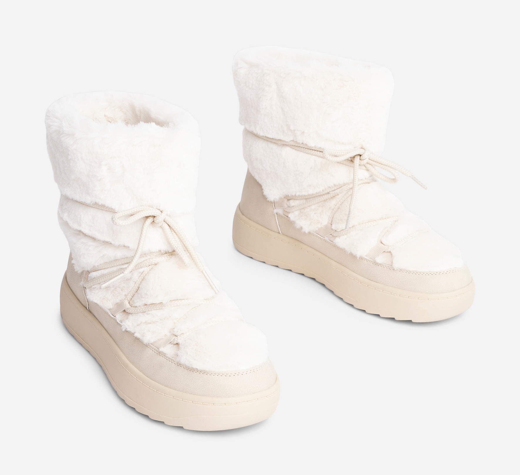 ATTITUDE, Varmforet boots med snøring Hvit