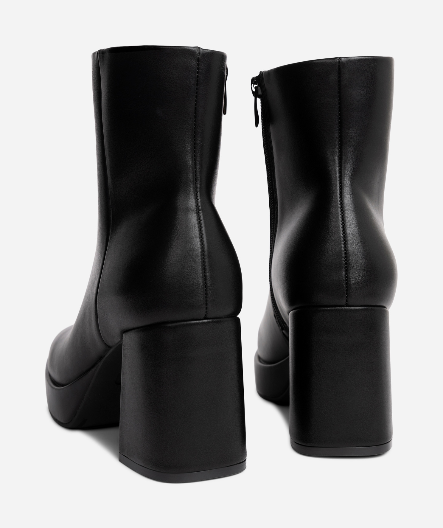 XIT, Boots Sort