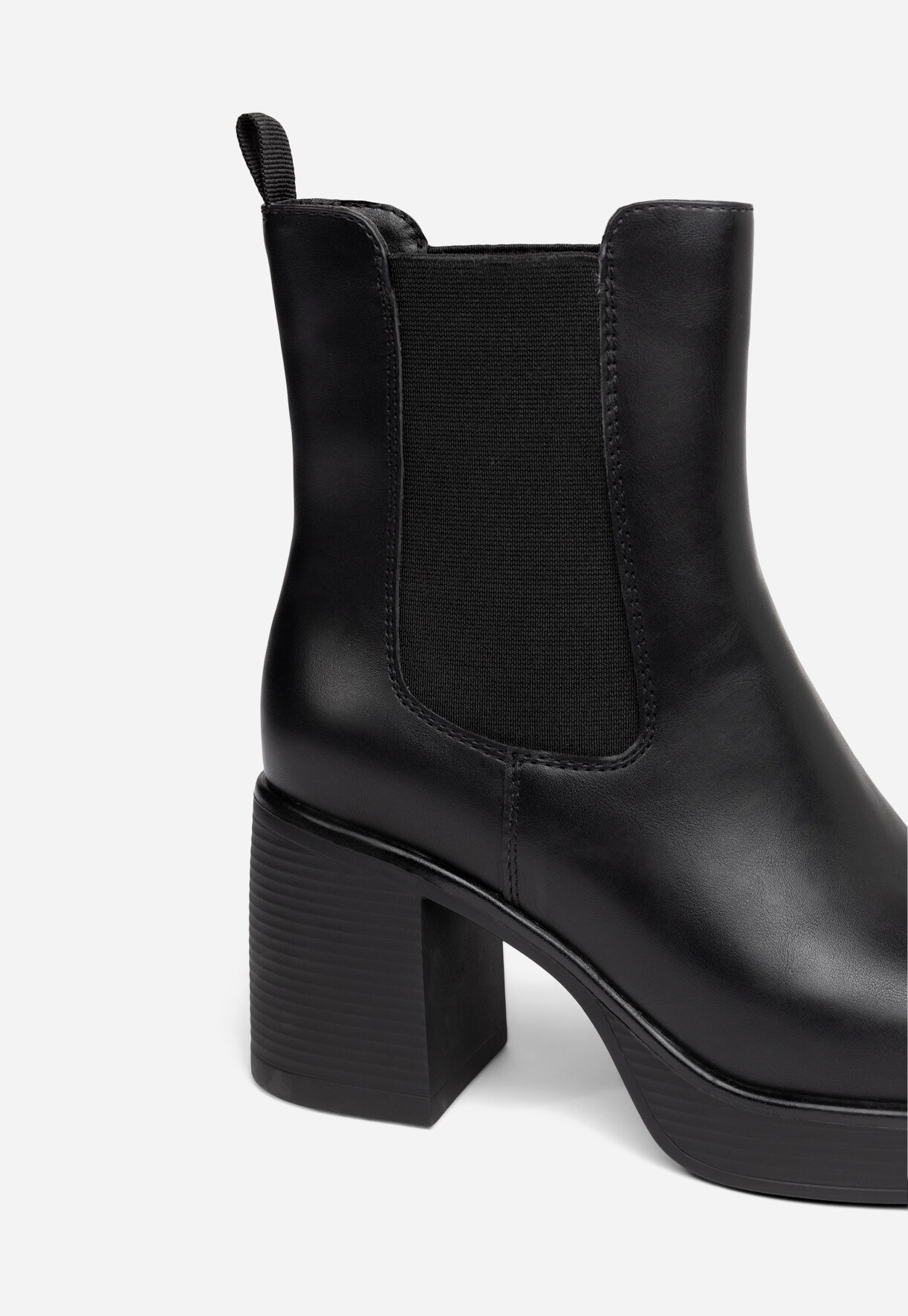 XIT, Chelseaboots Sort