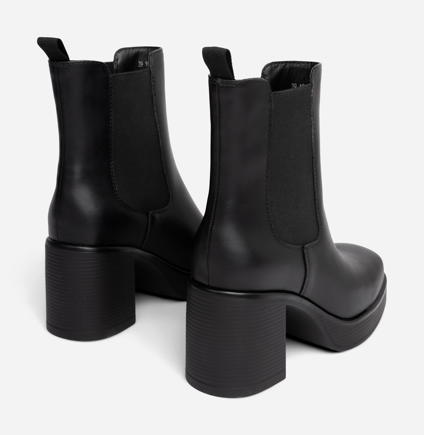 XIT, Chelseaboots Sort