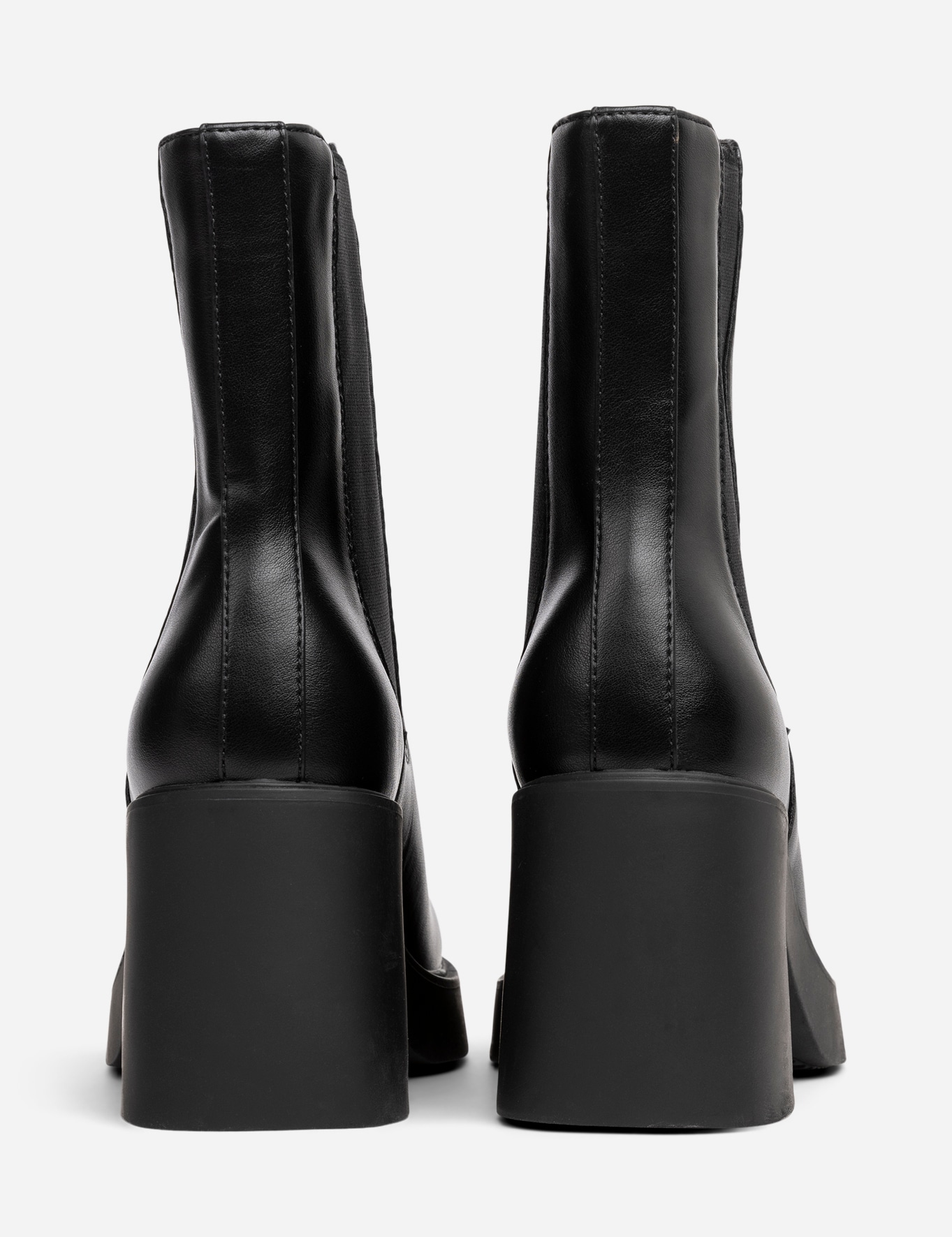 XIT, Chelseaboots Sort