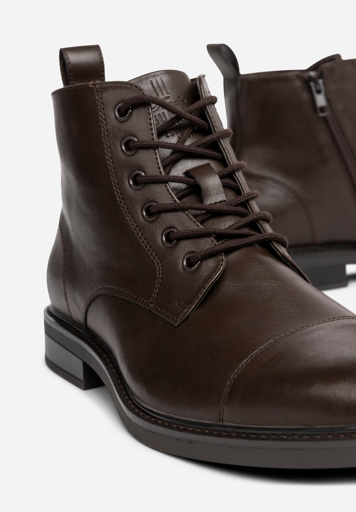 IGUASSU, Boots Brun