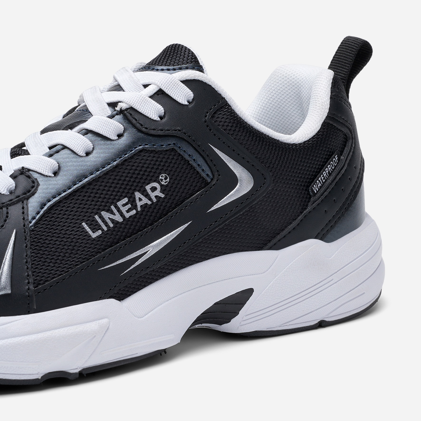 LINEAR, Sneakers waterproof Sort