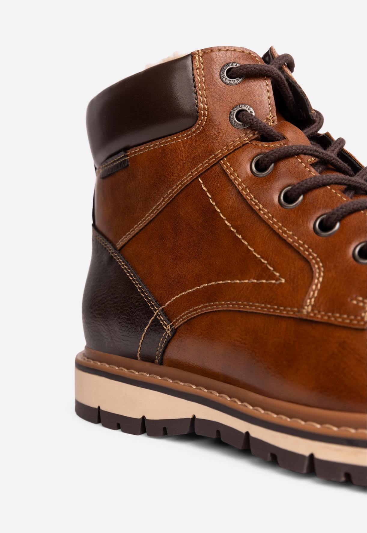 IGUASSU, Varmforet boots med snøring Brun