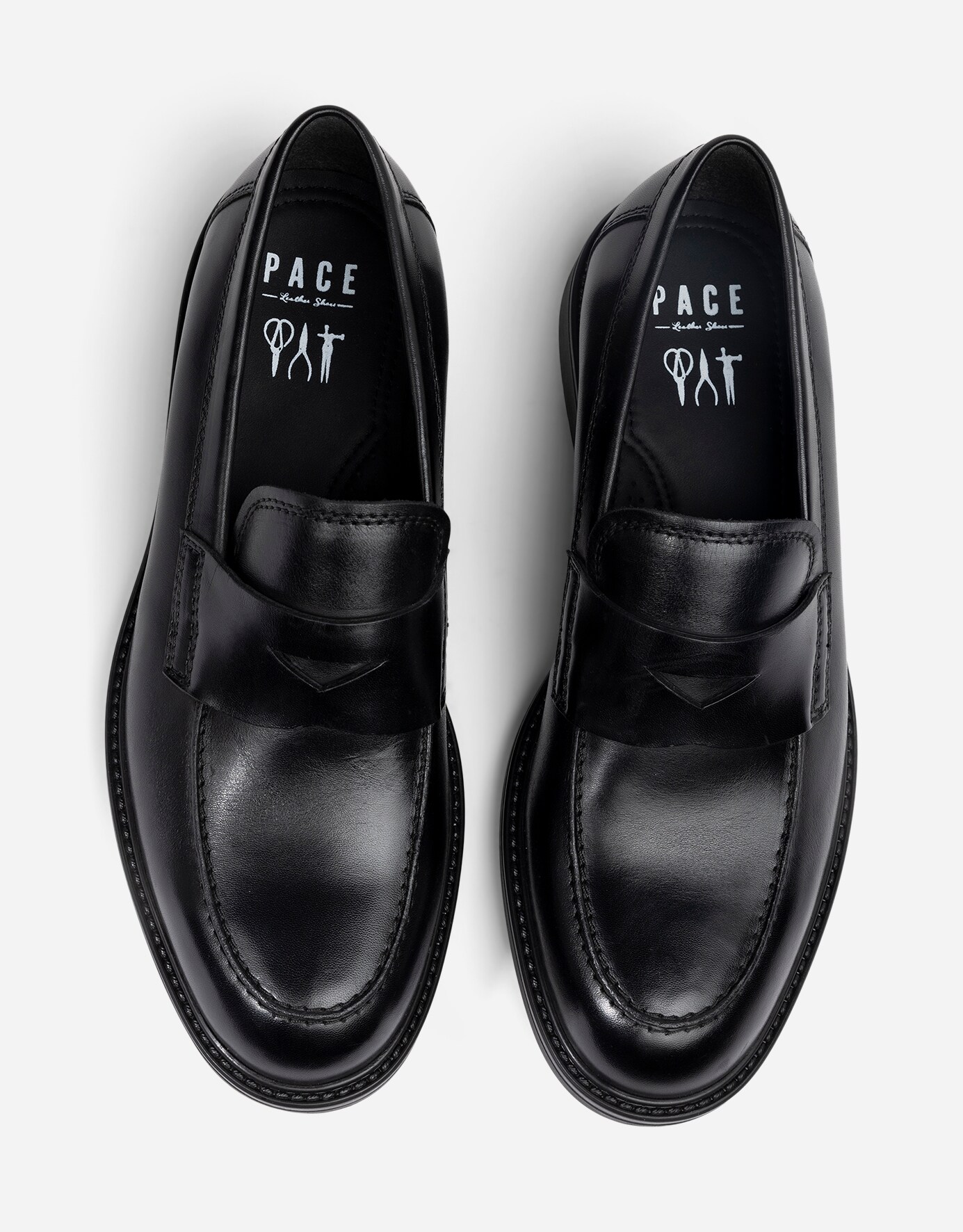 PACE, Loafers Sort