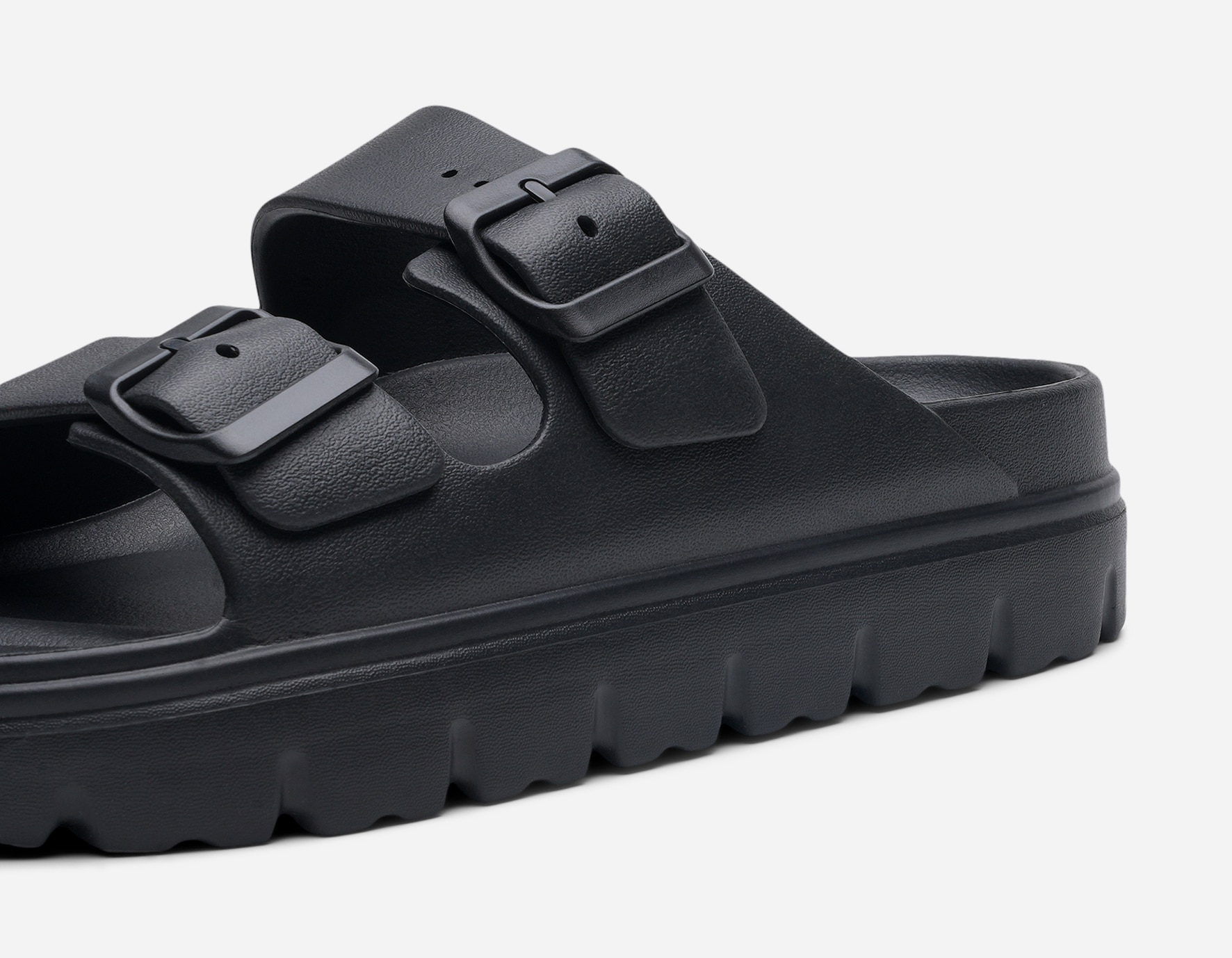 LINEAR, Sandal Sort