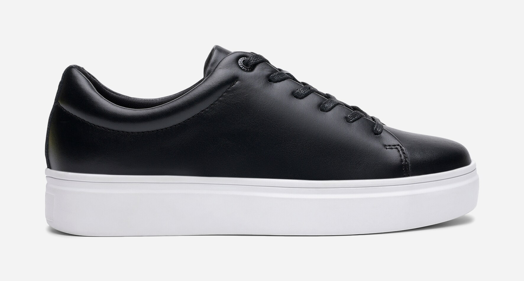 PACE, Sneakers Sort