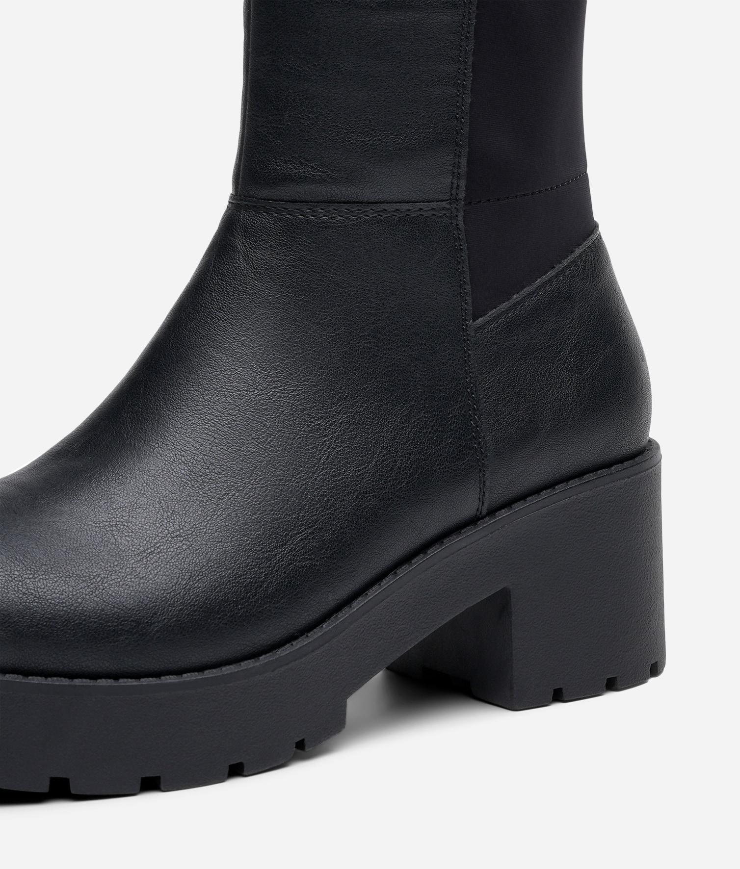 ATTITUDE, Støvlett med stretchskaft Sort