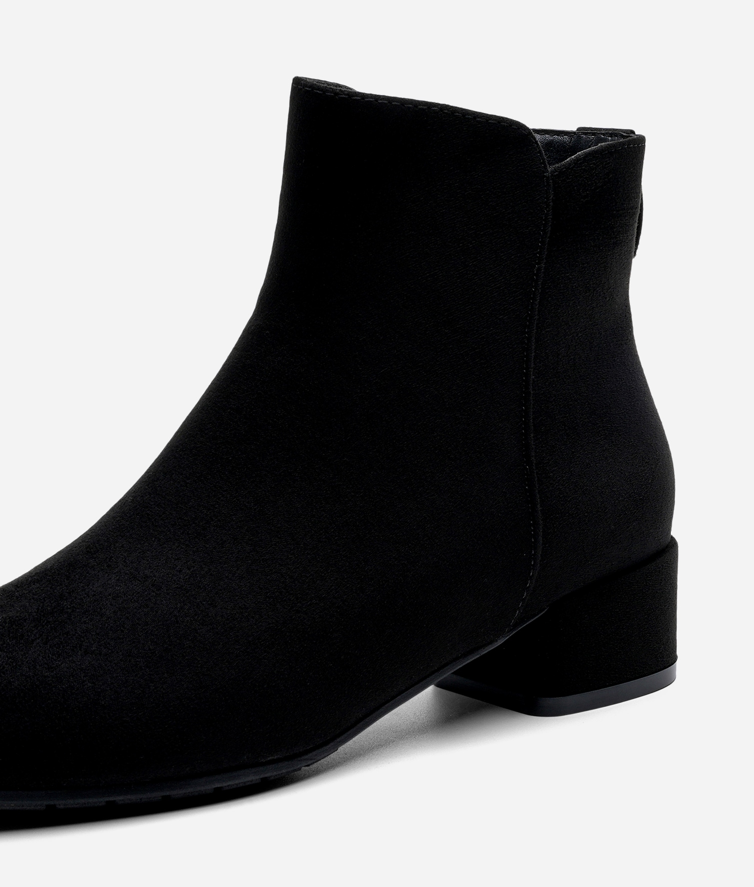 SO ALL, Boots Sort
