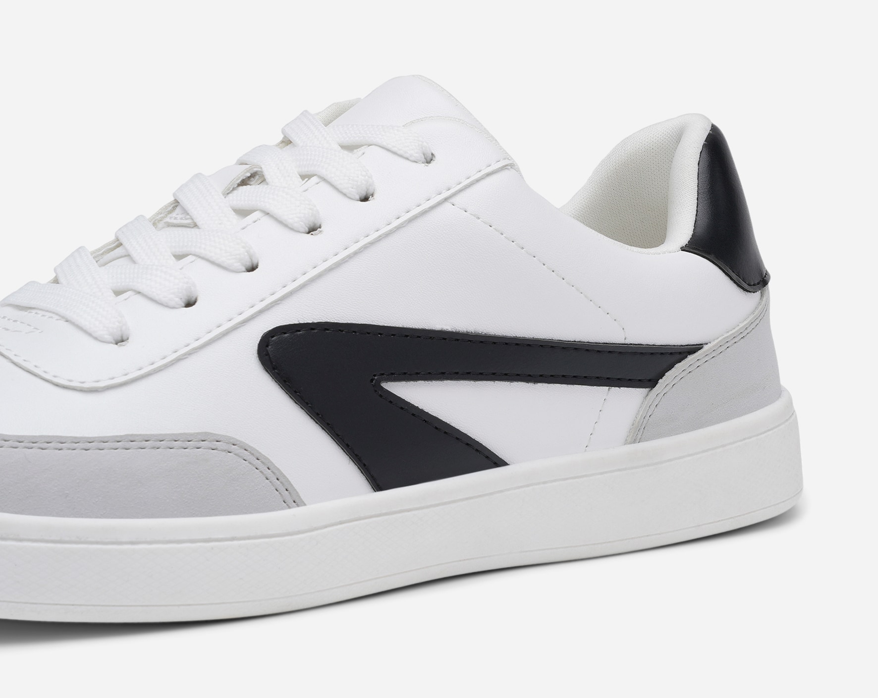 ATTITUDE, Sneakers Hvit
