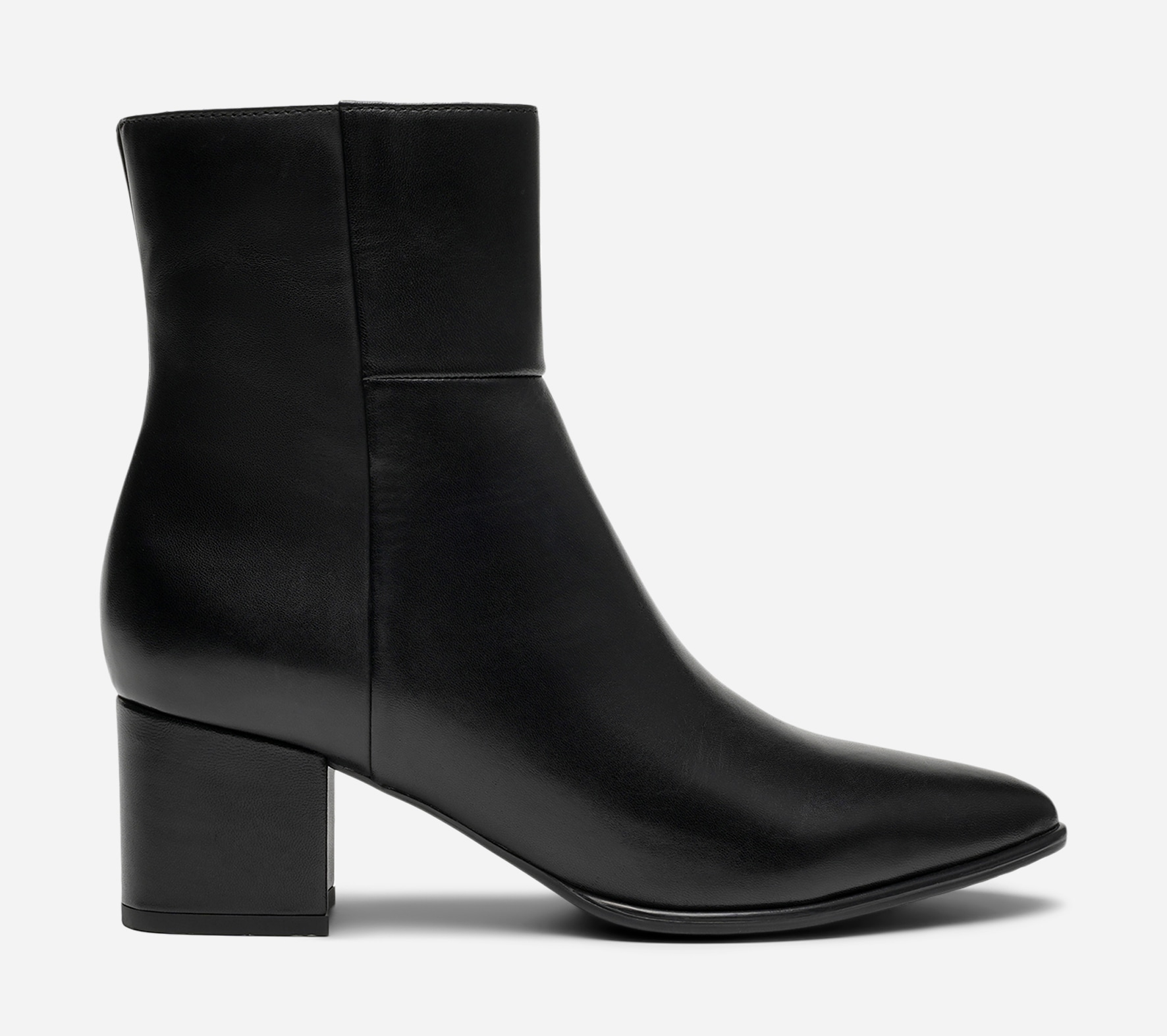 PACE, Boots Sort