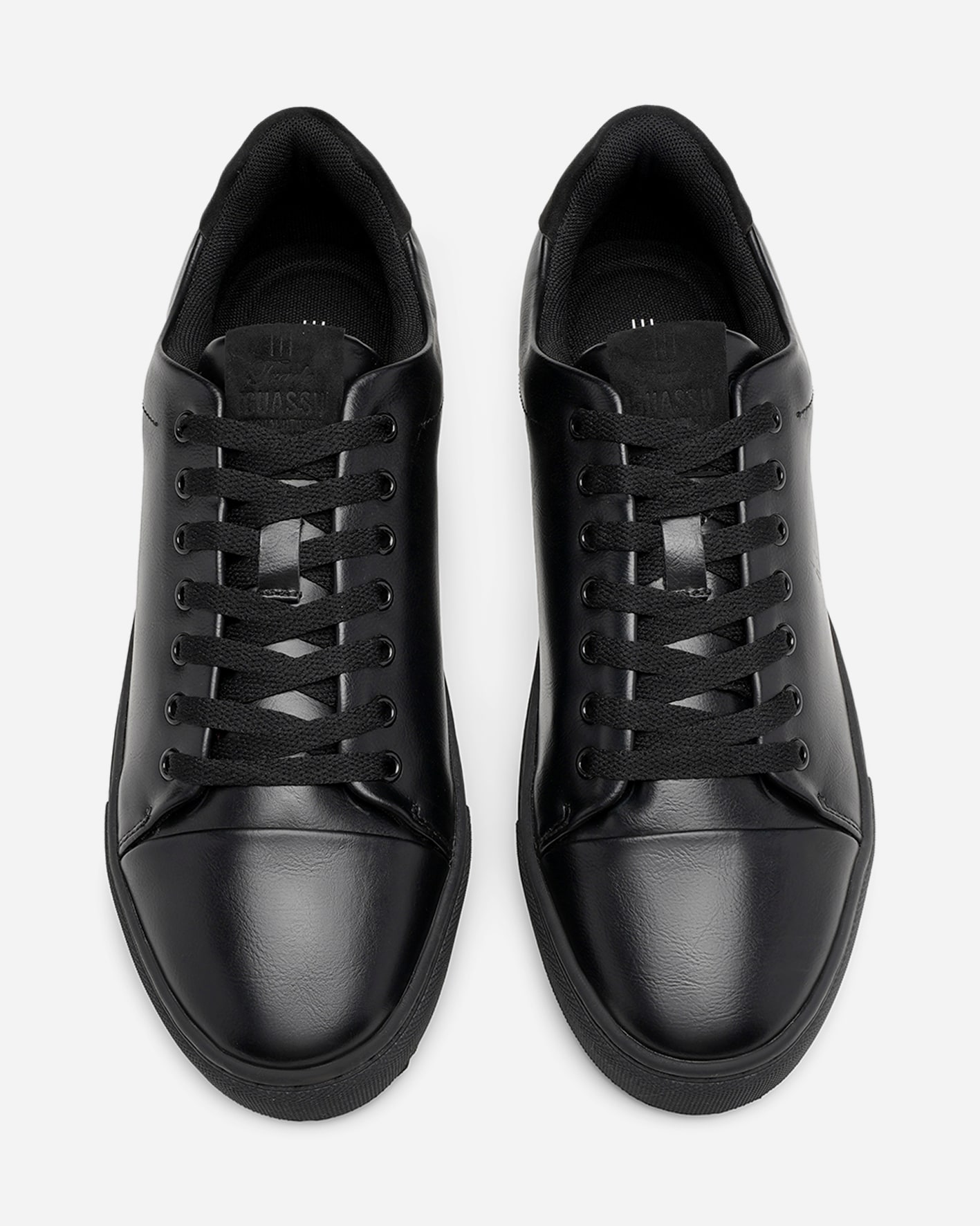 IGUASSU, Sneakers Sort