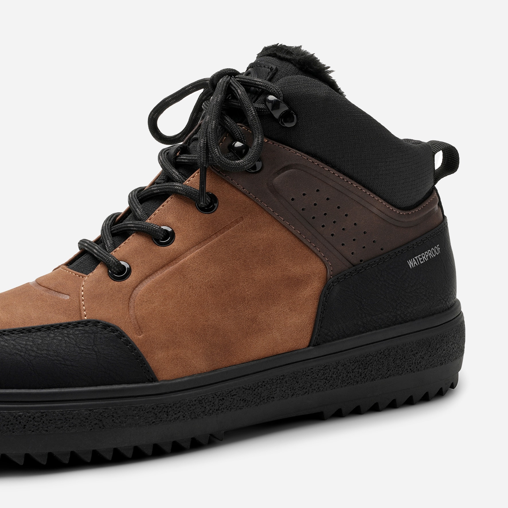 LINEAR, Varmforet høy sneakers waterproof Sort