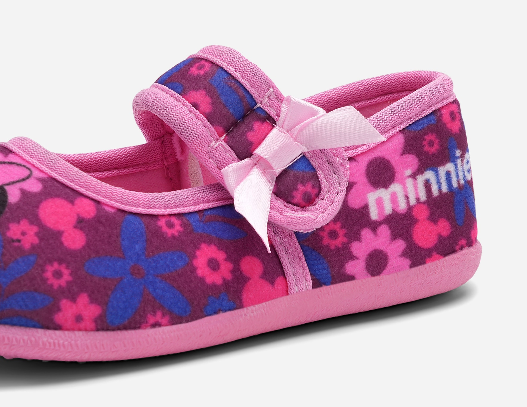 Minnie Mouse, Tøfler Flerfarget