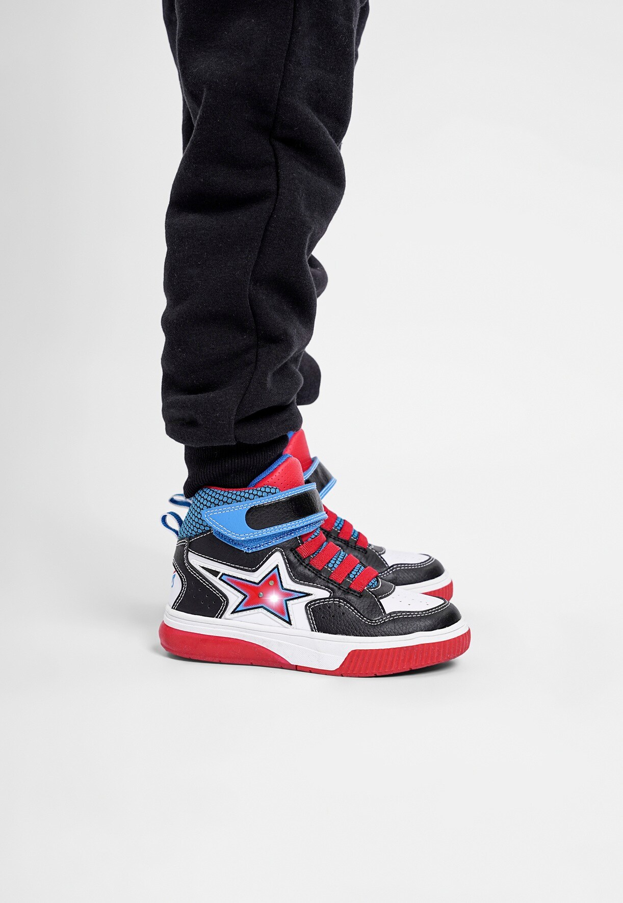 DINSKO, Høye sneakers med blinkende såle Flerfarget