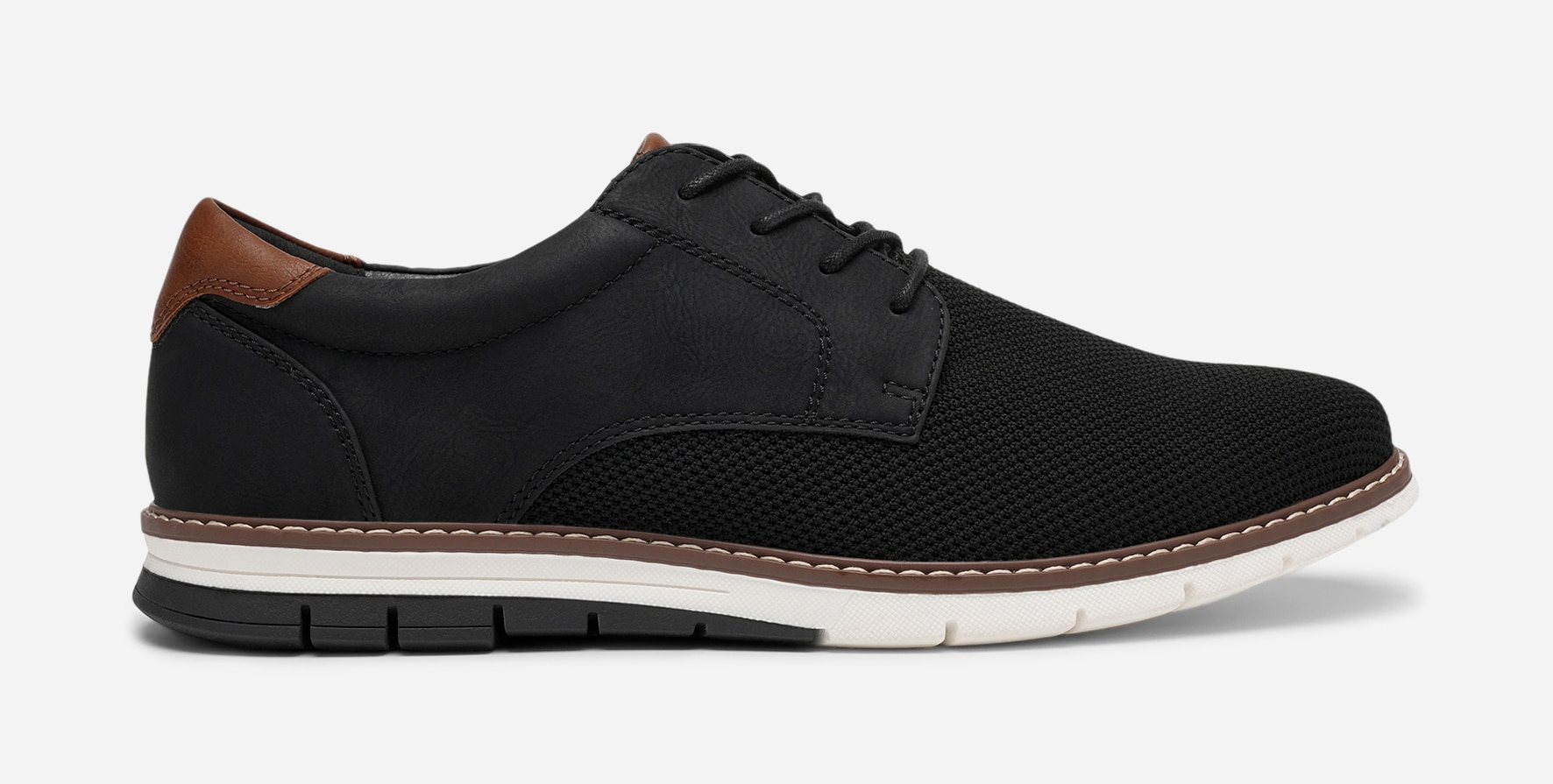 IGUASSU, Snøresko Sort