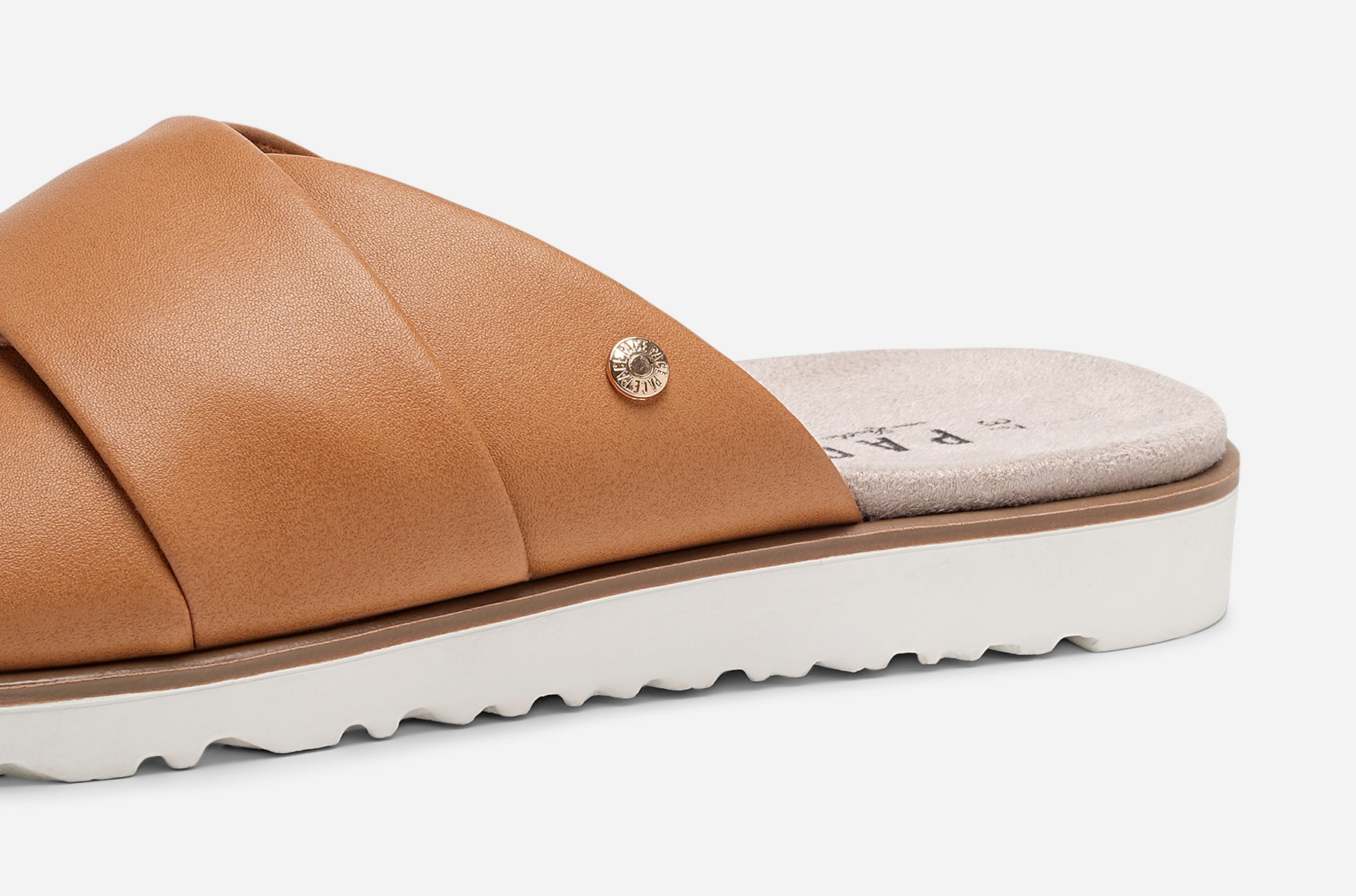 PACE, Sandal Brun