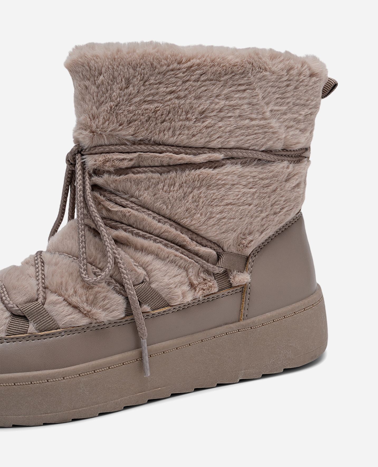 ATTITUDE, Varmforet boots med snøring Brun
