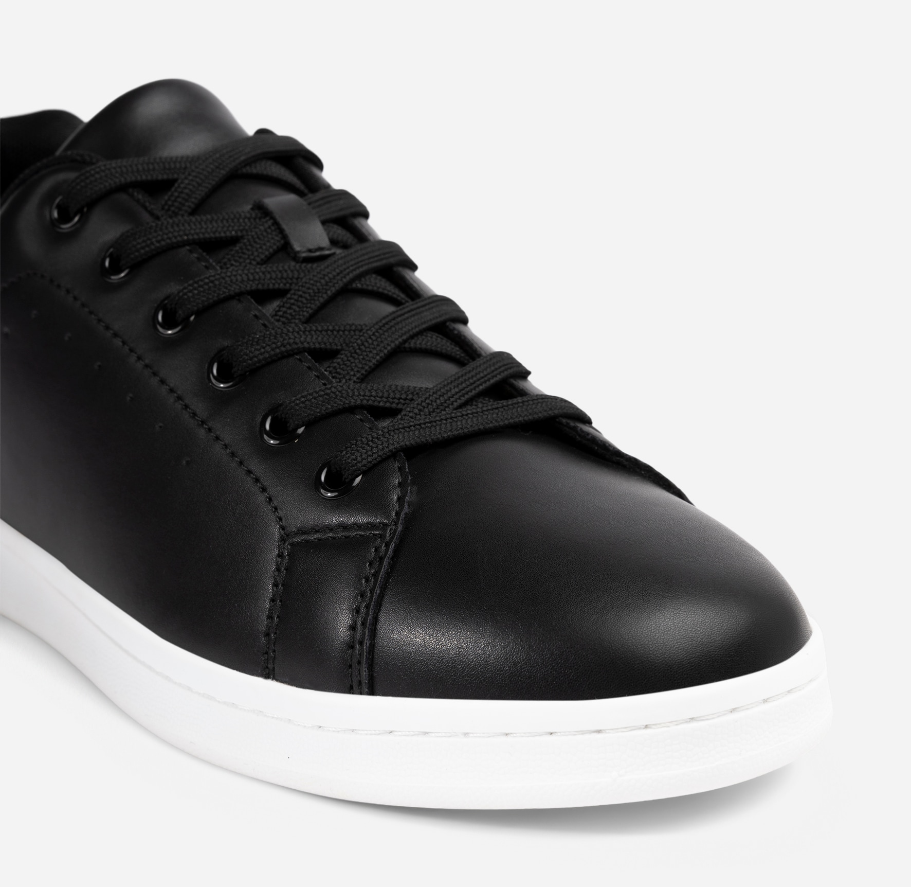 STEPSIDE, Sneakers Sort