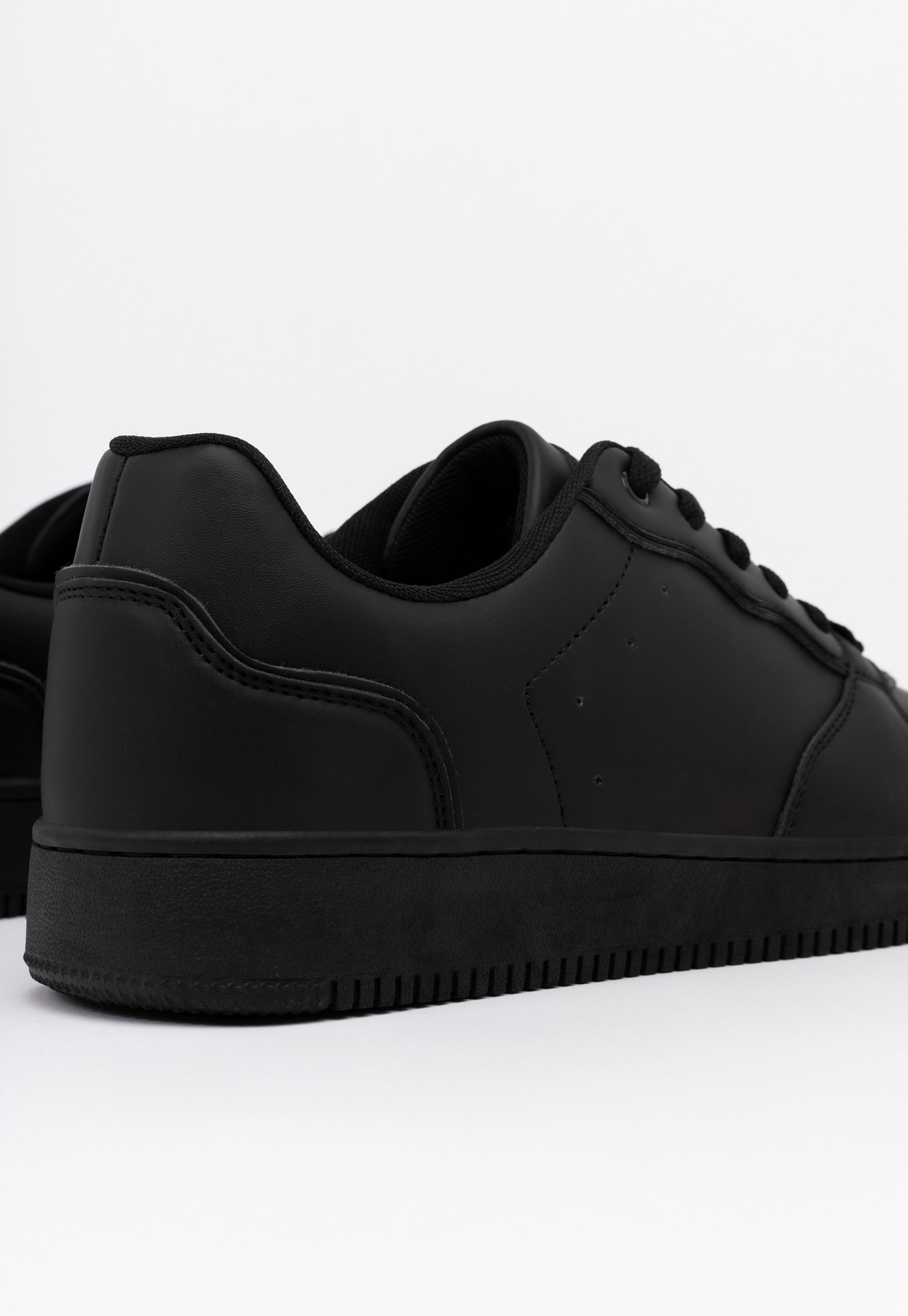 LEJON, Sneakers Sort