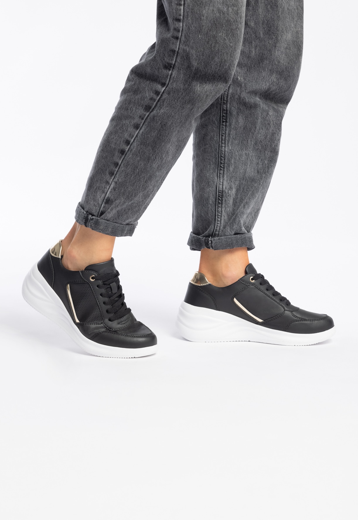 ALLEY COMFORT, Sneakers Sort
